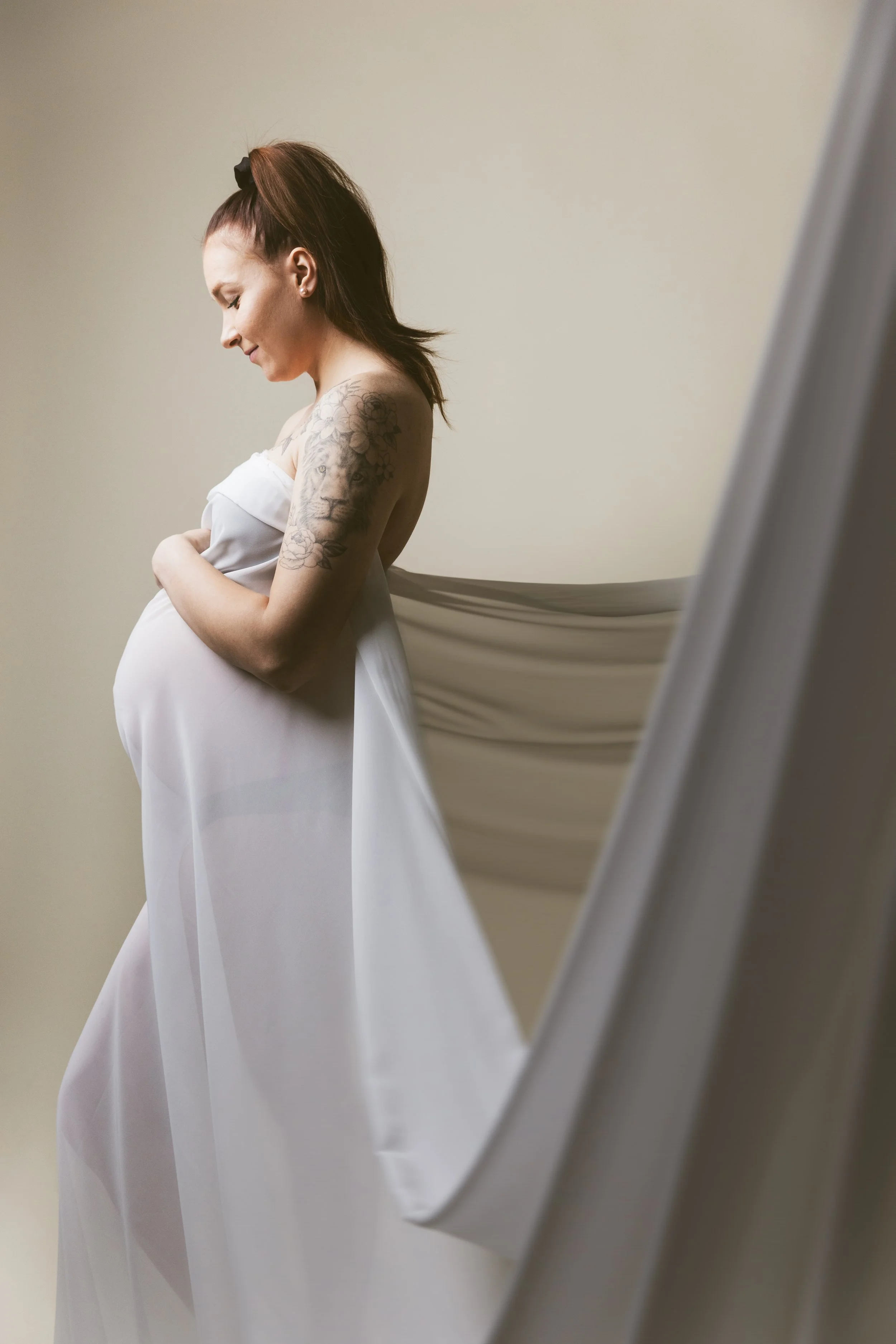 Raskauskuvaus studiossa, Loimaa | Jenni Laaksonen