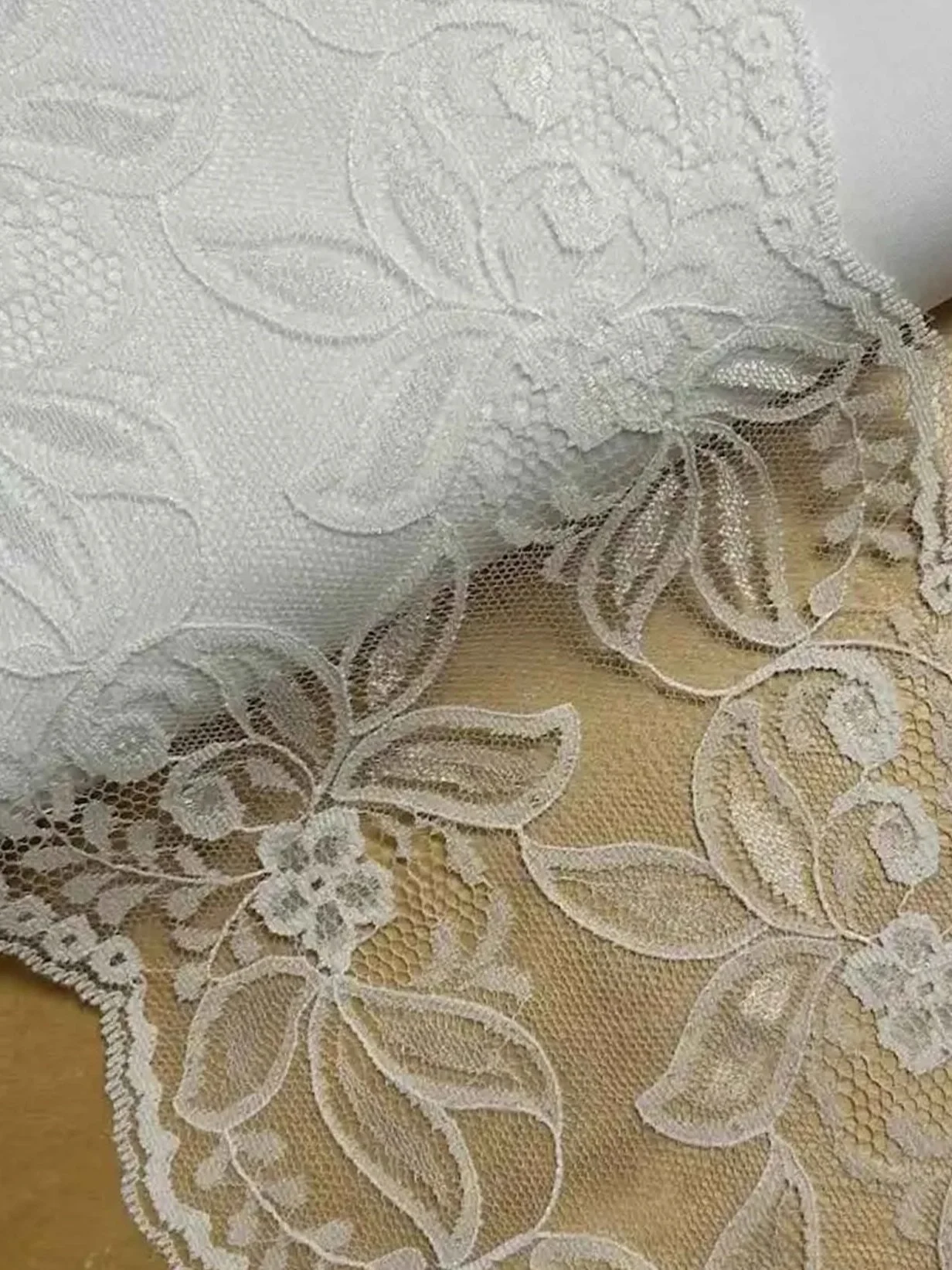 white Bridal Lace 15cm Trim