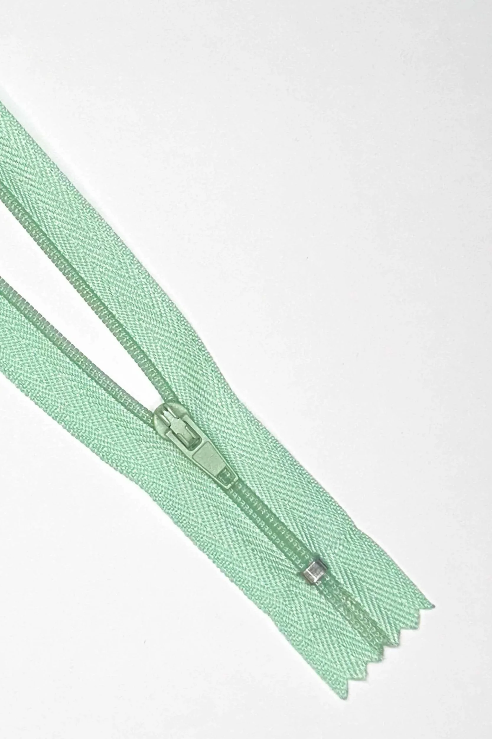 Mint Closed End Zip