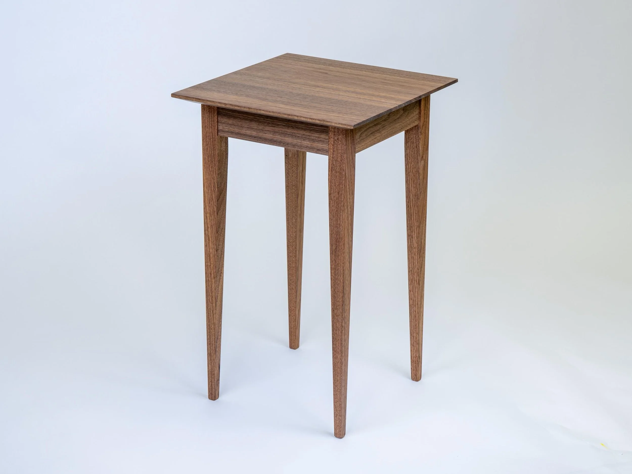 Handmade Walnut Accent Table – Solid Wood Side Table with Tapered Legs, Minimalist Hall Table, Modern Shaker Walnut Furniture