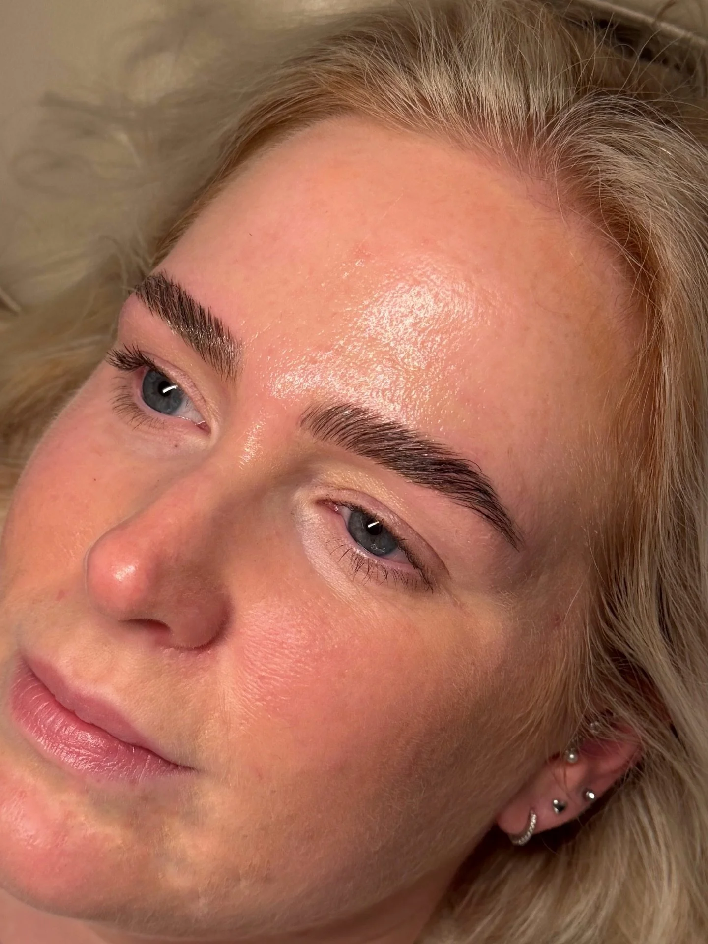 Obsessed with this one 😍

Every brow we create at BLINK is completely tailored to you. My stunning client is a blondie but loves a bold, statement brow&hellip; and that&rsquo;s exactly what we gave her 🤎

Using bespoke mapping and custom tinting, w