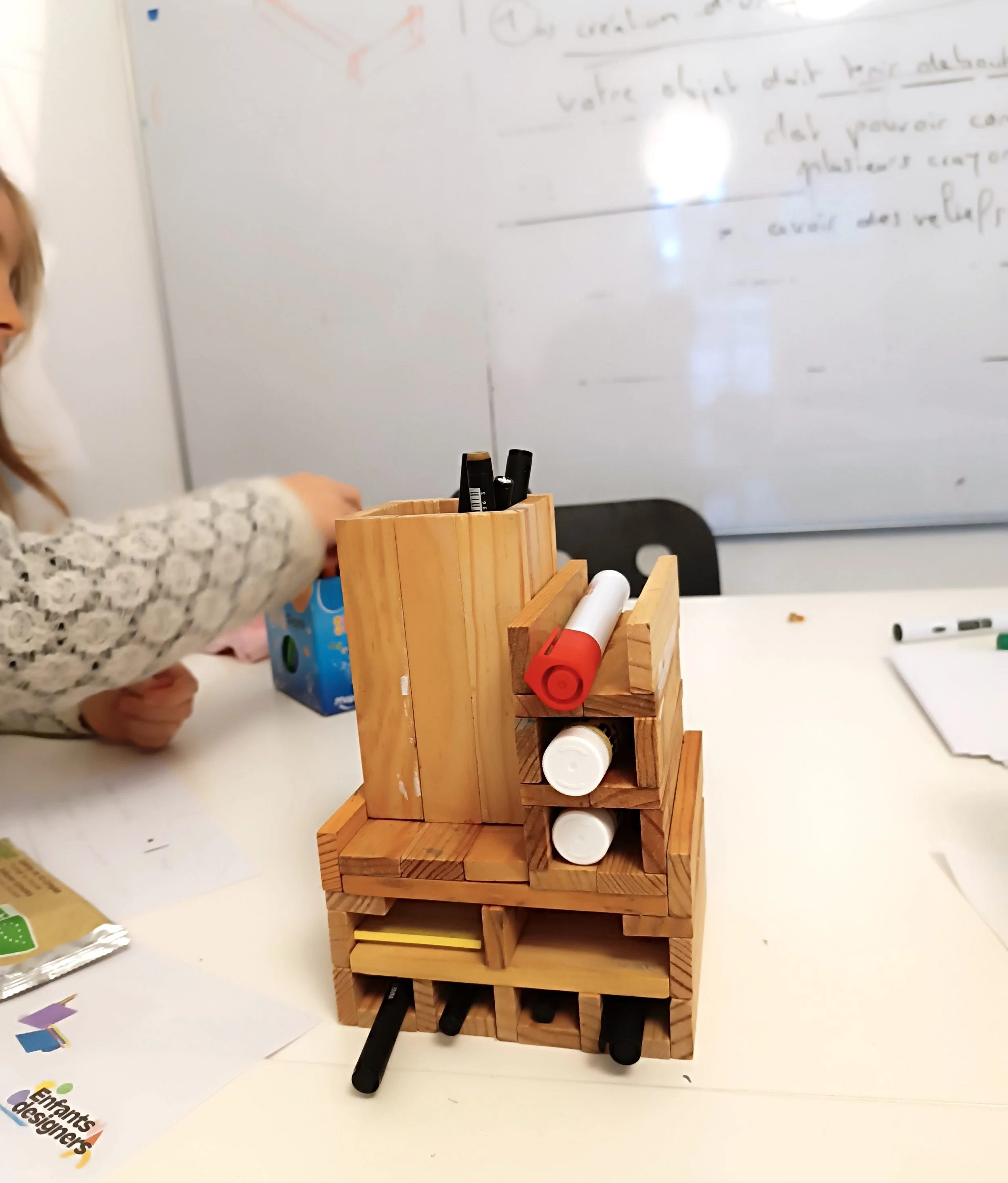 porte crayon 4 - copie.jpg