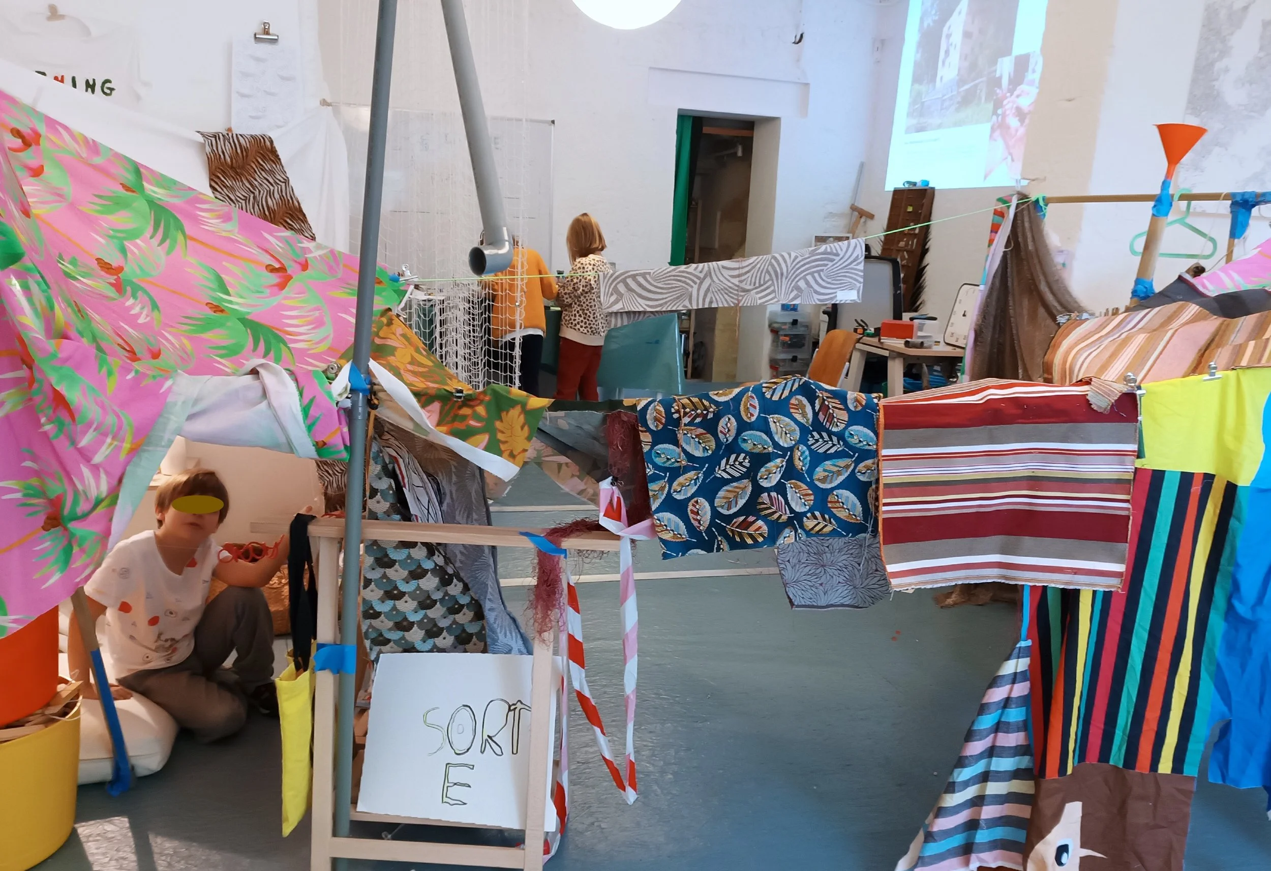 photo cabane collective.jpg