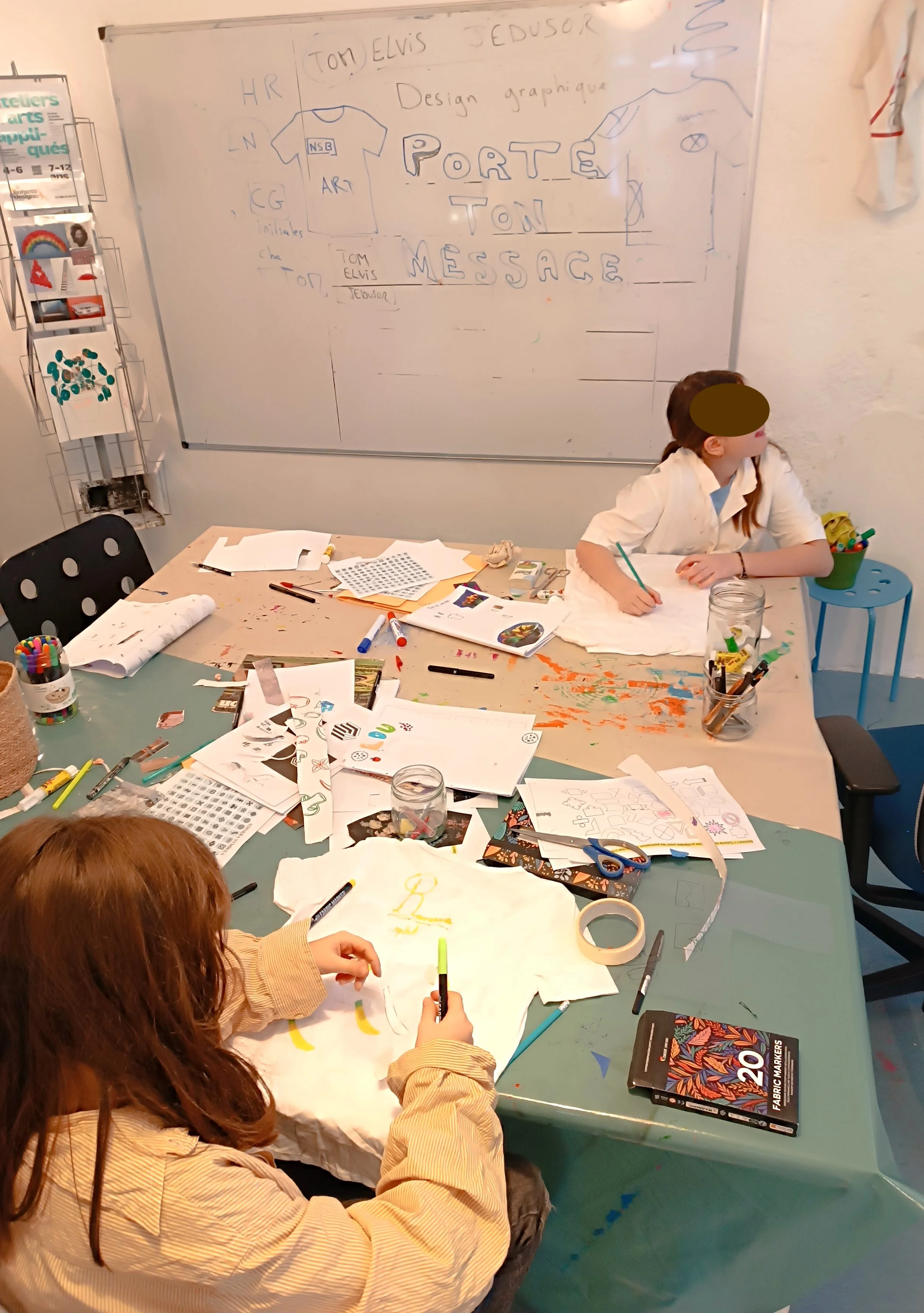 porte ton message investigation.jpg