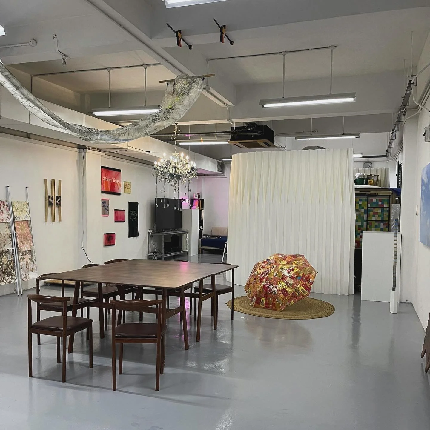 Once again we (Late Studios) would like to thank everyone who has taken the time to visit us these past few months. For a new studio getting such traction, has been nothing short of a blessing. 

For those who are keen to visit, please feel free to s