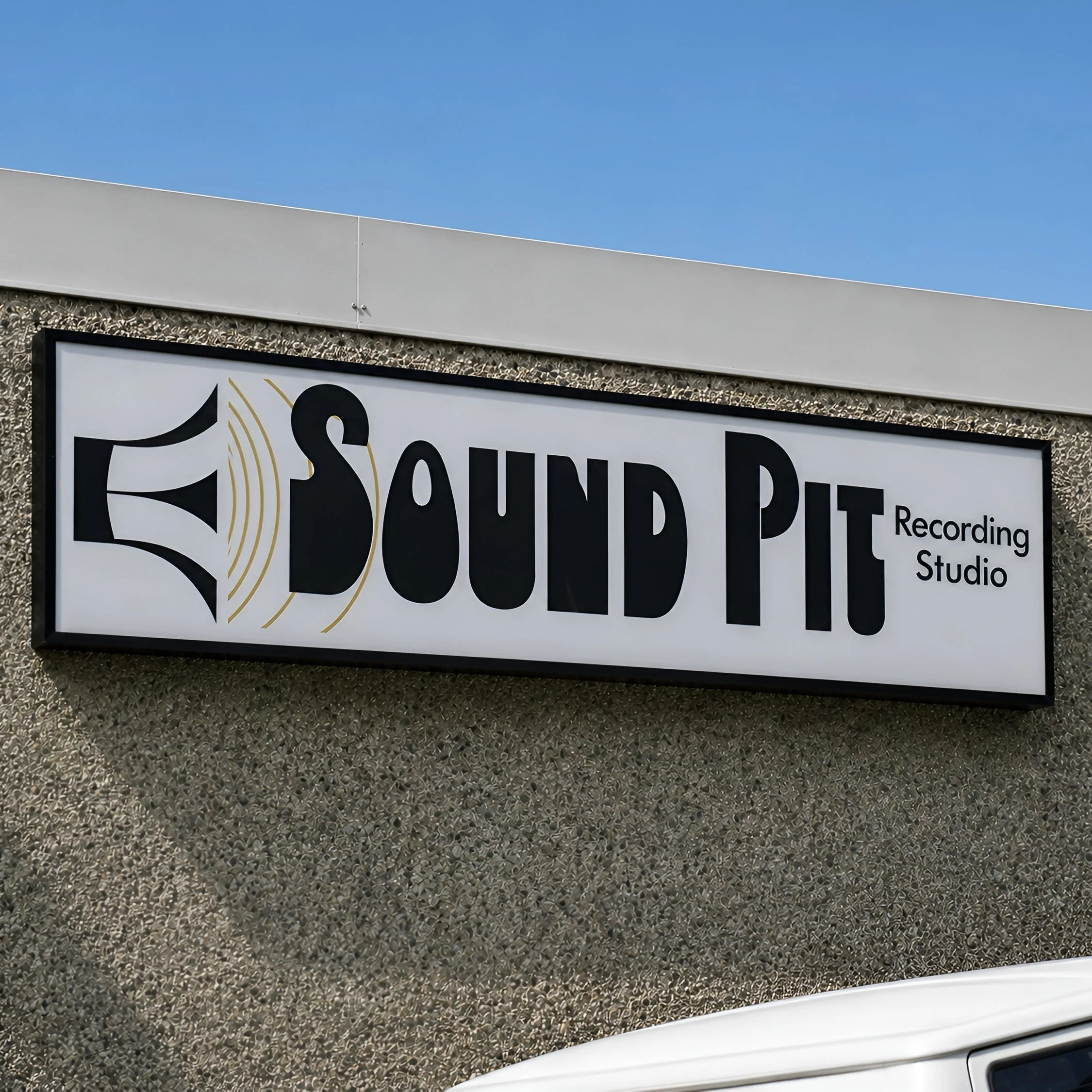 THE SOUND PIT