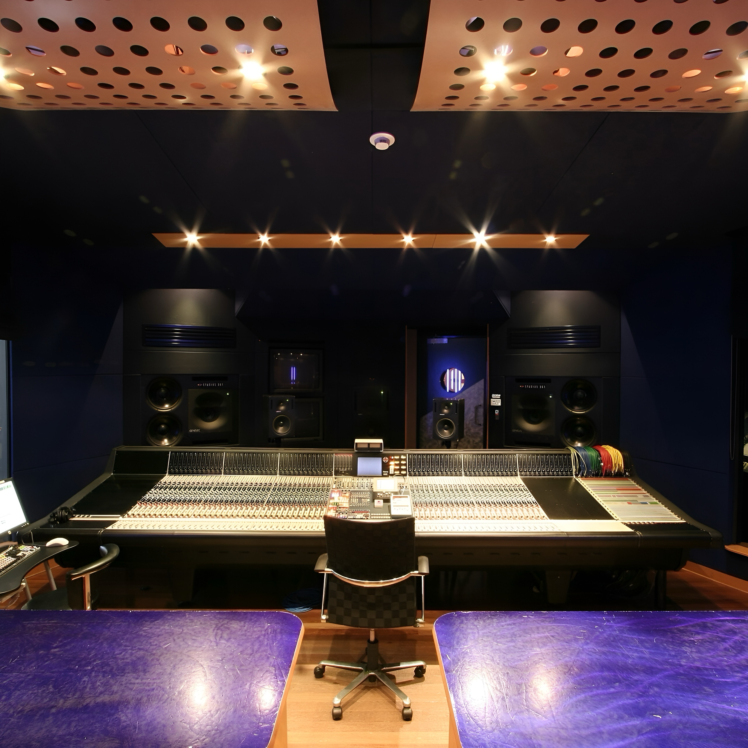STUDIOS 301