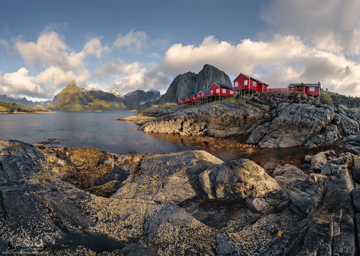 reine-lofoten-islands-low-tide-panorama-jan-smid.jpg