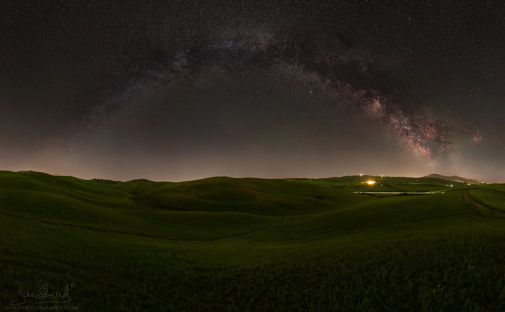 Under the Tuscan Sky II: 2023 full Milky Way arch over San Quirico d'Orcia cypress grove. A 99-frame panorama by Jan Smid, Master QEP.