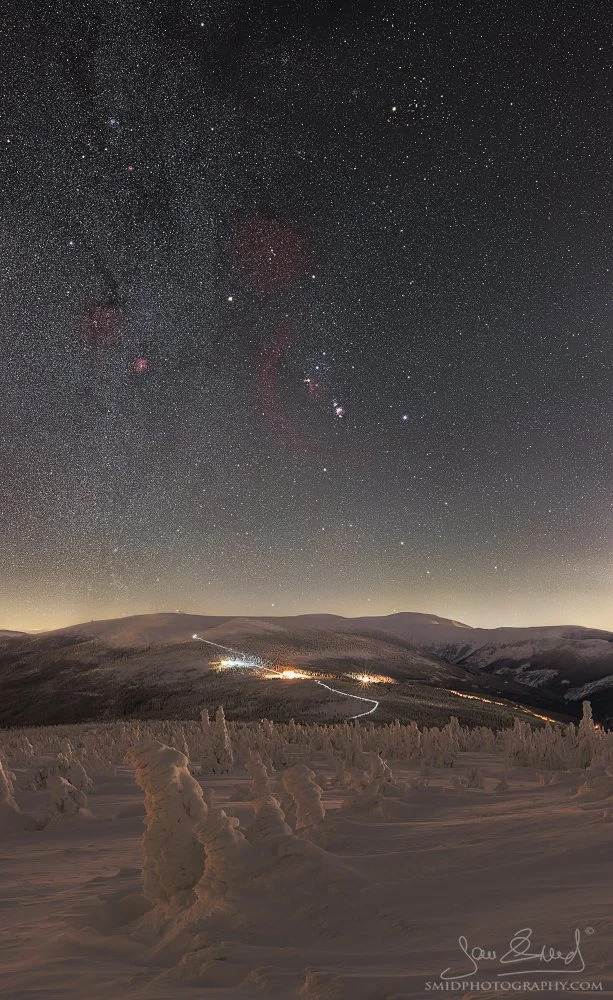 Vertical panoramic night photography of the Milky Way over frozen Giant Mountains, titled The Way to the Stars, by Jan Smid, Master QEP.
