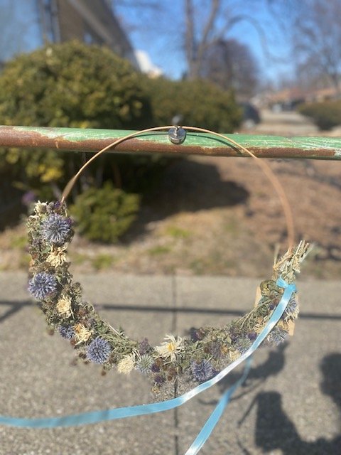 Spiky Spring Wreath - 14"