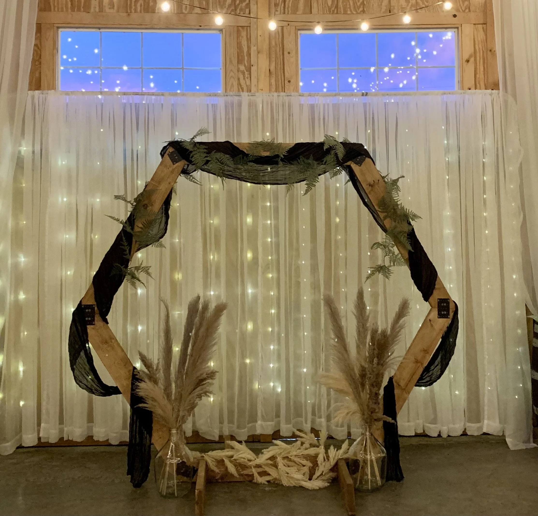 intimate barn venue wedding space family reunion 