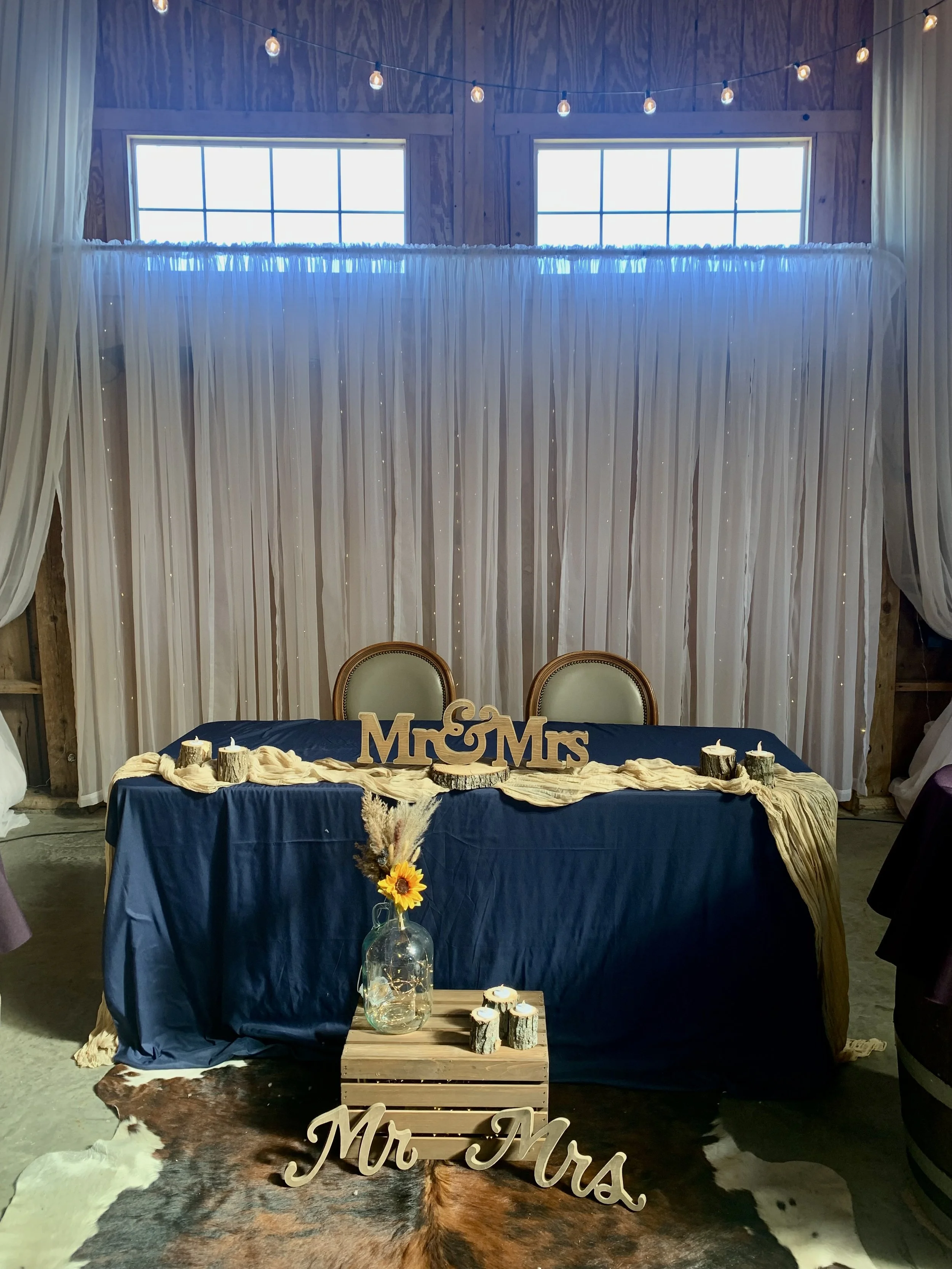 intimate barn venue wedding space family reunion 