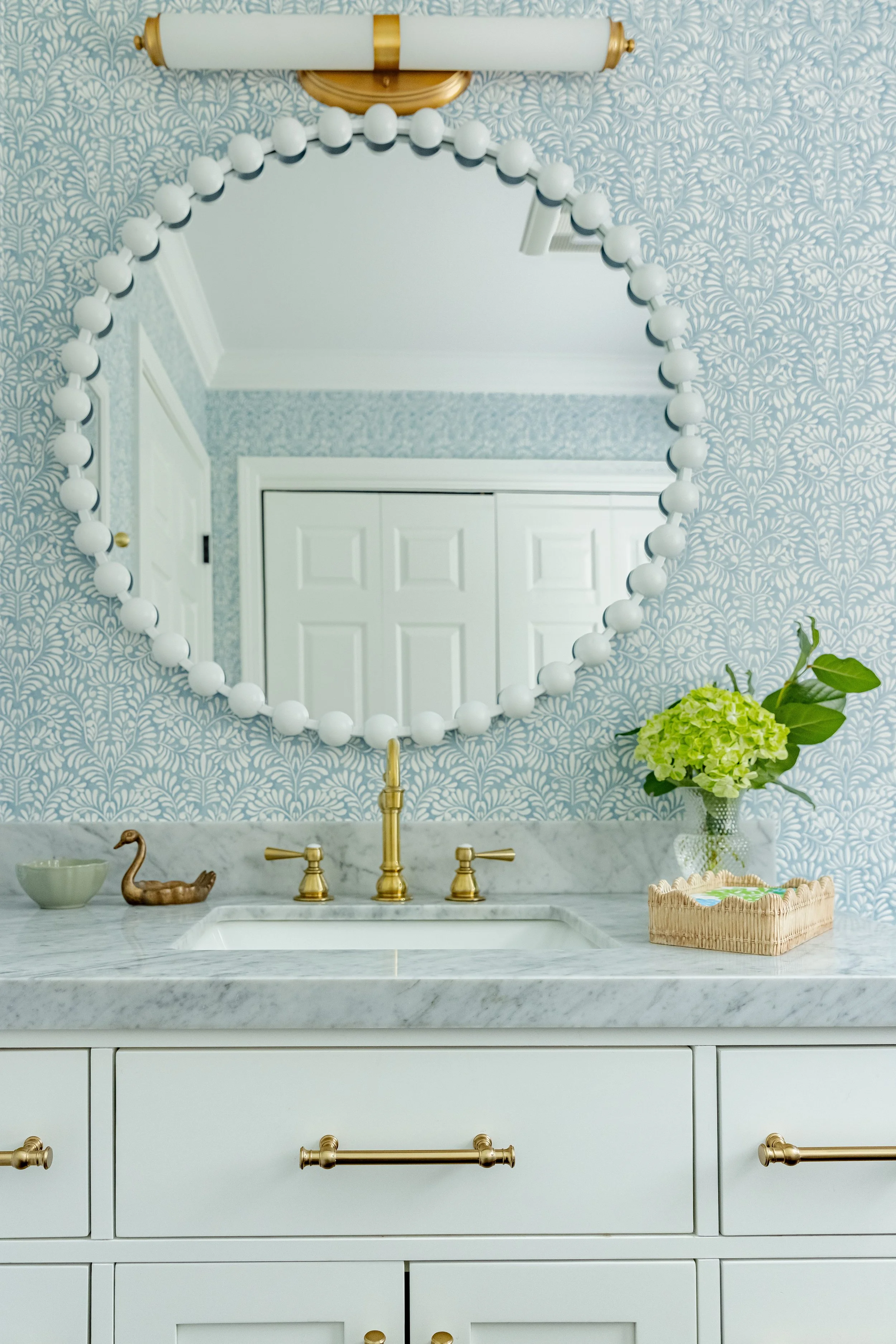 coastal_powder_room.jpg