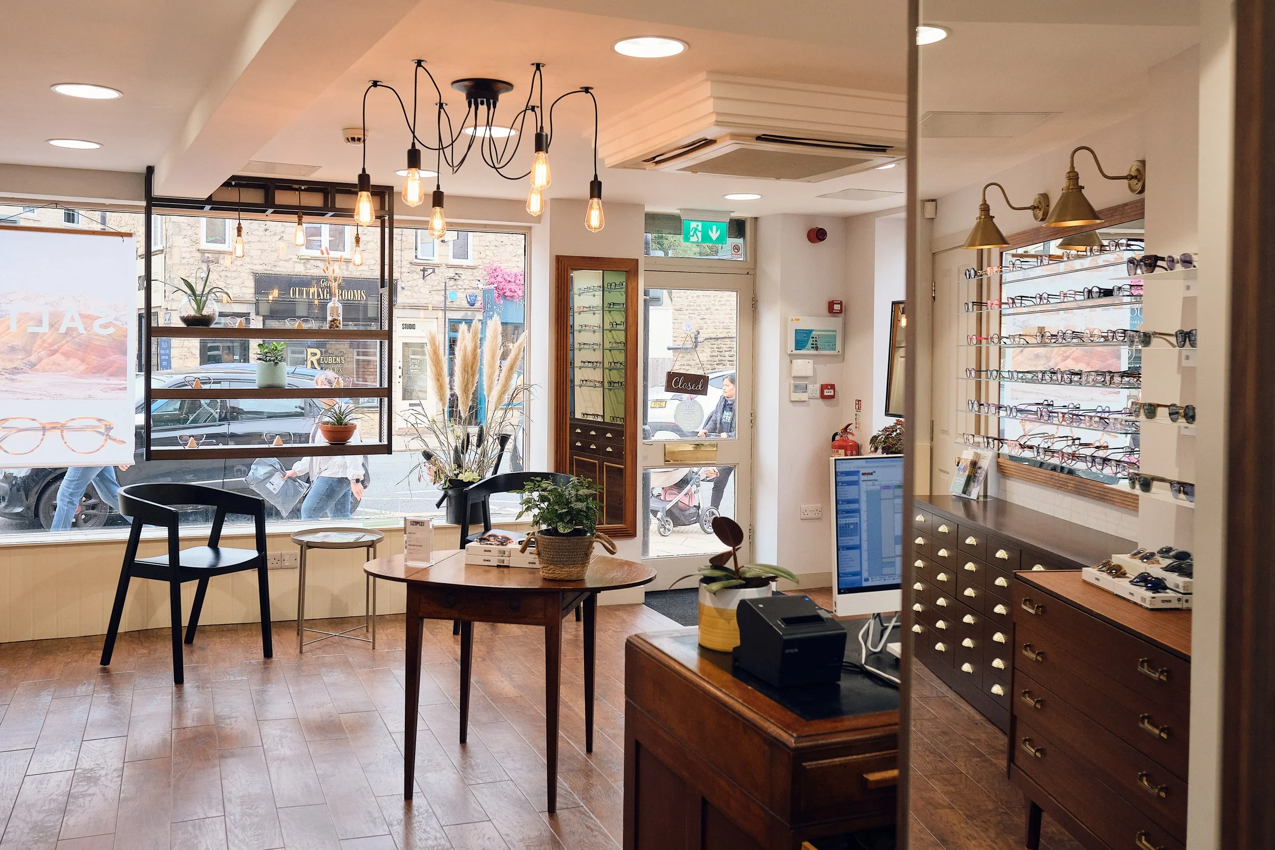 What to Expect at Your First Visit to an Independent Optician