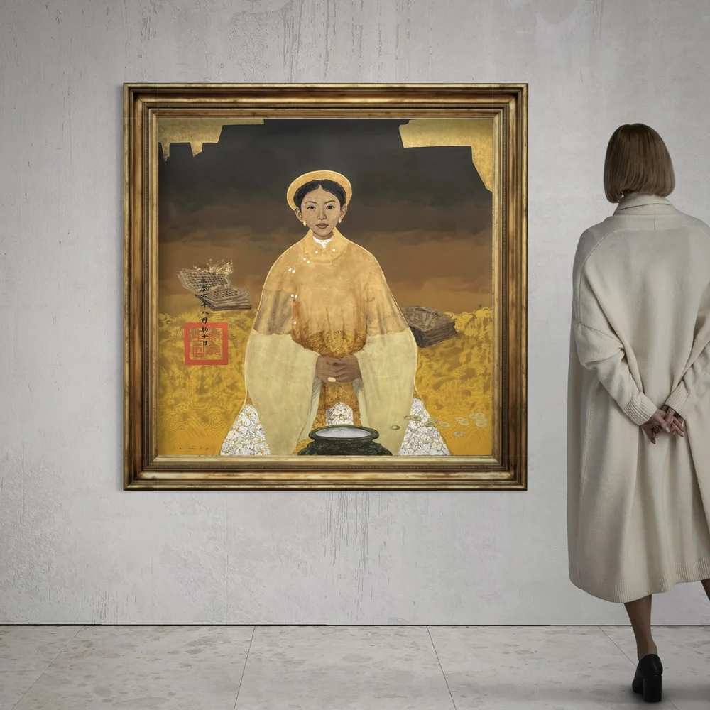 Royal Lady in Gold  Thang Long Art Gallery