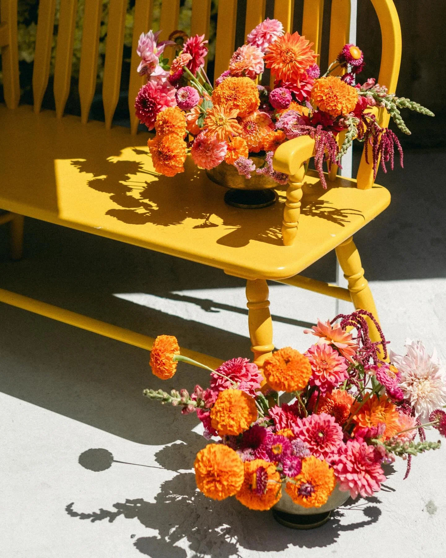 Ask me to do colour and I&rsquo;ll cry tears of joy and then drape a red amaranth off everything and add a million extra marigolds. Yes please to more bright and colourful weddings and thank you T&amp;T for trusting me with brightness 🍊🦩

Photograp