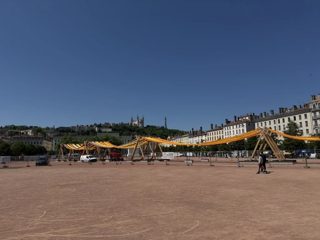 Place Bellecour, im Hintergrund die Basilika auf dem Hügel