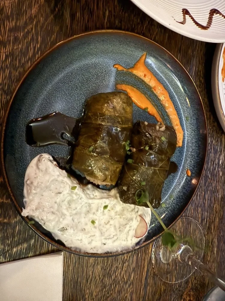 Gefüllte Weinblätter mit Joghurt