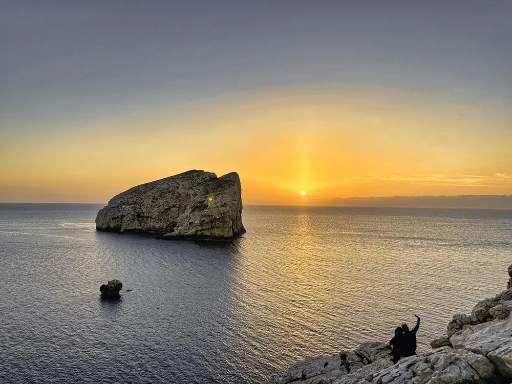Sonnenuntergang am Capo Caccia, davor die Isola Foradada