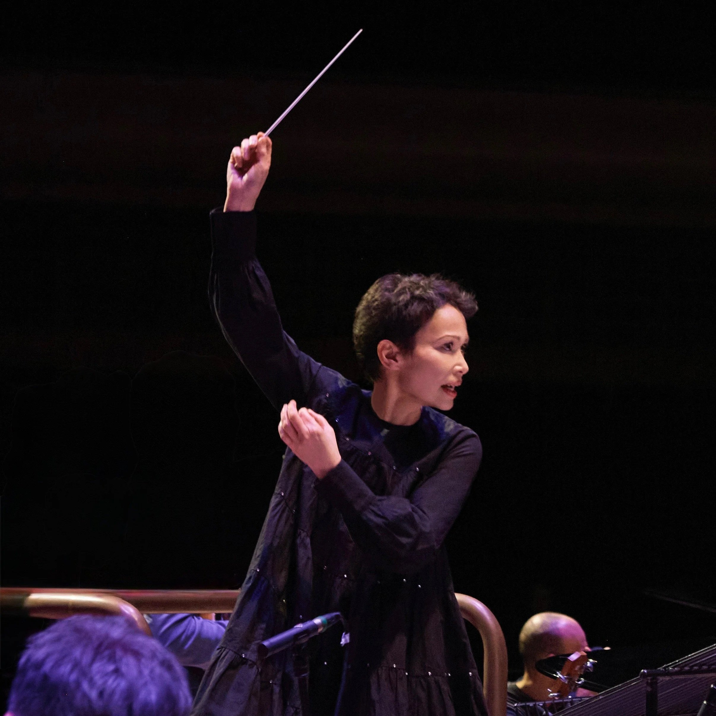 Suzie Collier conducts Gershwin and Mozart