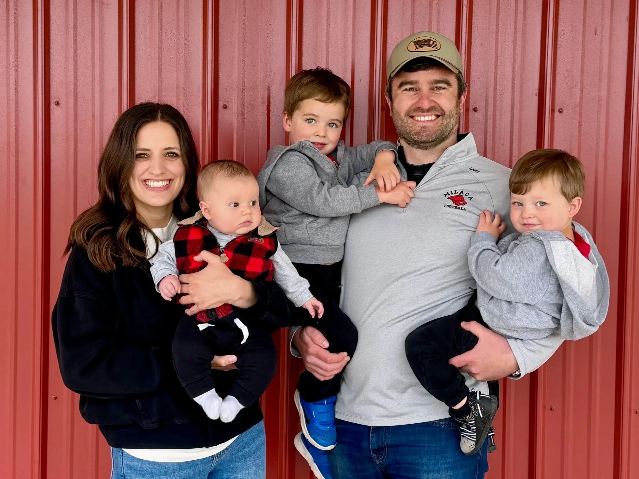 The owners of Milaca Meats & Their family.
