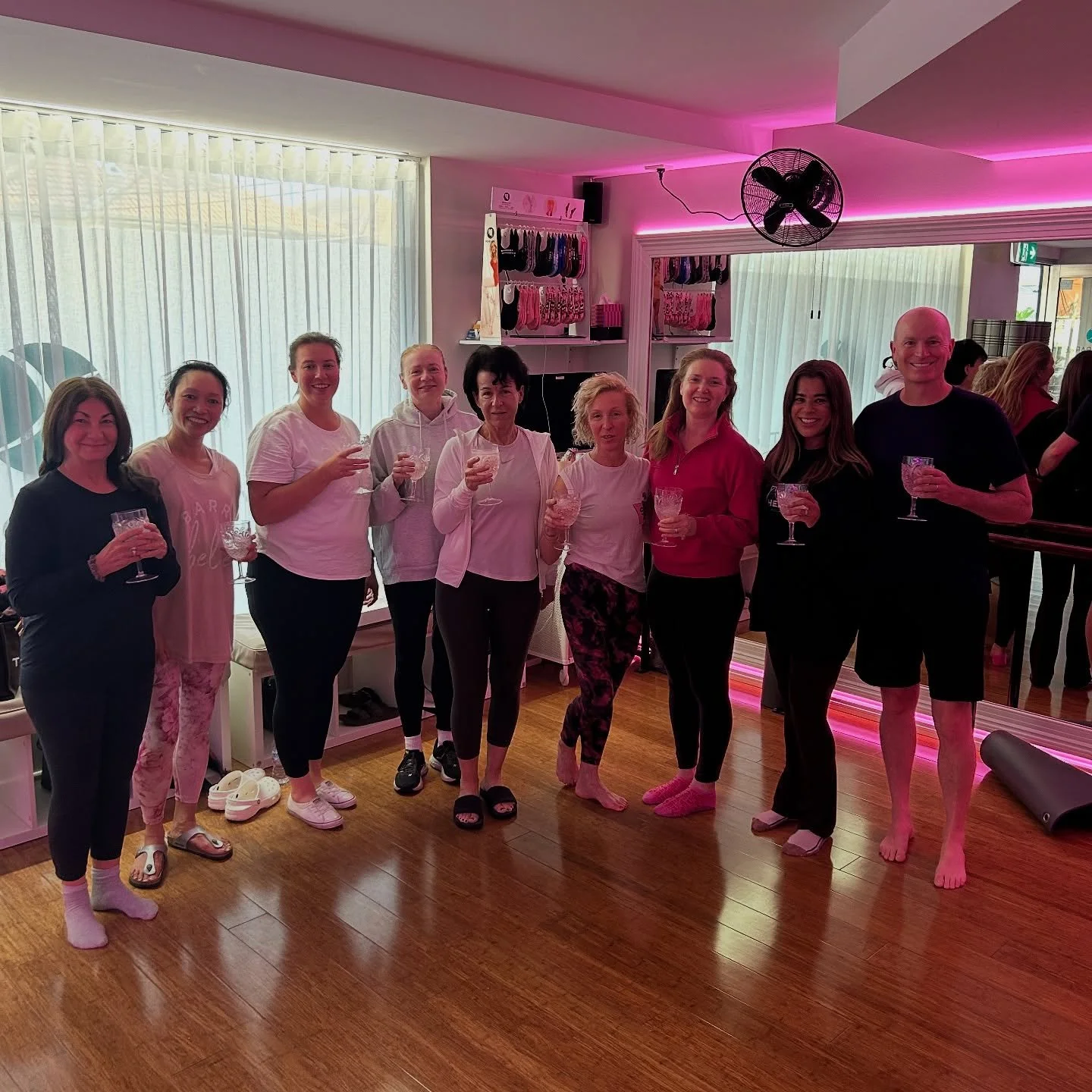💗 Another Pink Yin &amp; Gin fundraiser class for @chris_obrien_lifehouse for breast cancer research done! 
💗 Thank you @mandygalmes for your delicious Yin &amp; Nidra session last night. We are so thankful for your generosity and expertise.
💗 Mis