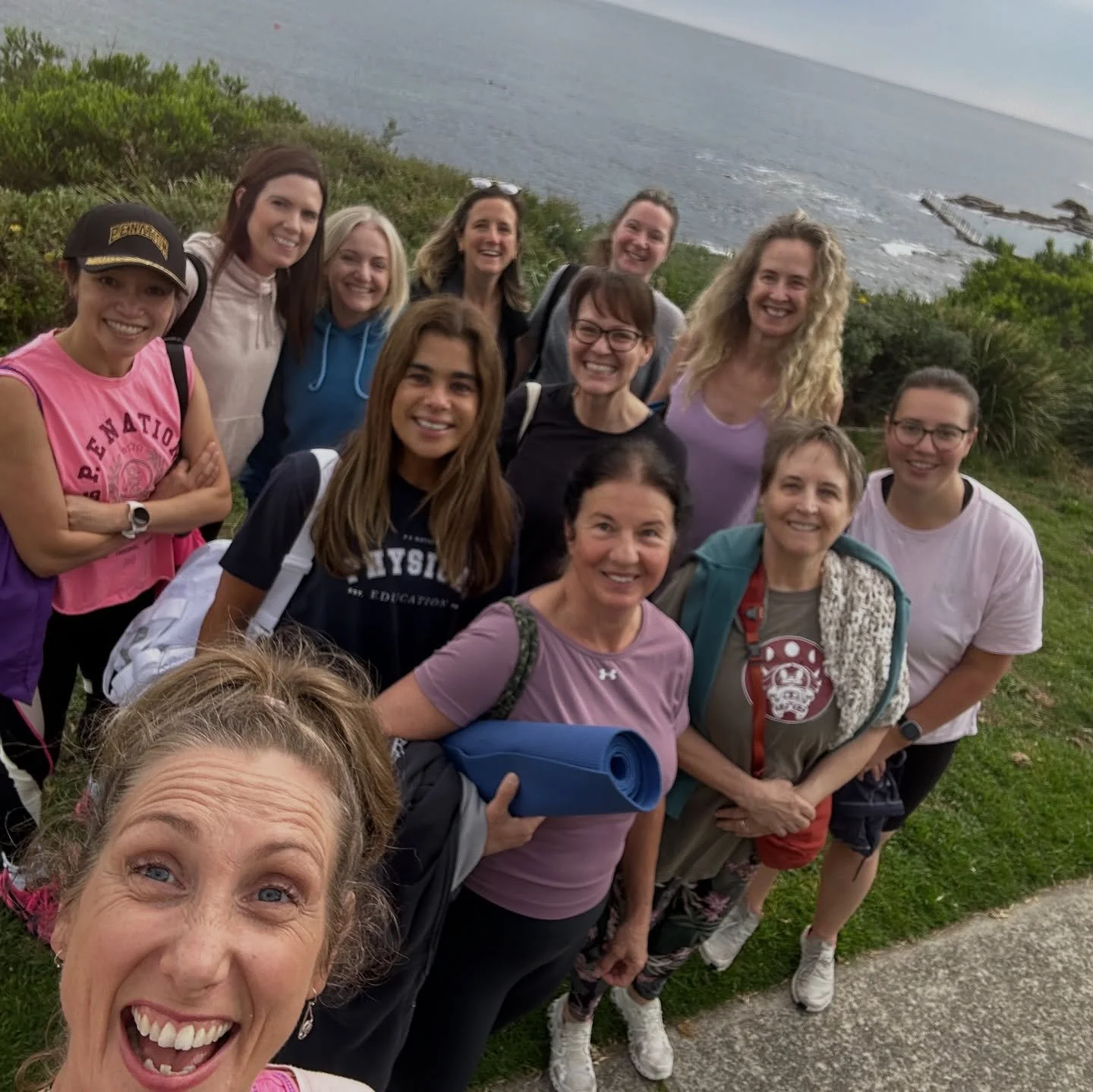 What a treat to Re-treat with these awesome humans. Humblest of thanks to @paola_raffinetti @amandabeech9 @harryhariyogi and @mintteaandrosewatercatering for a delicious Sunday morning for body, mind and belly. 
So grateful for everyone.
Shall we do 