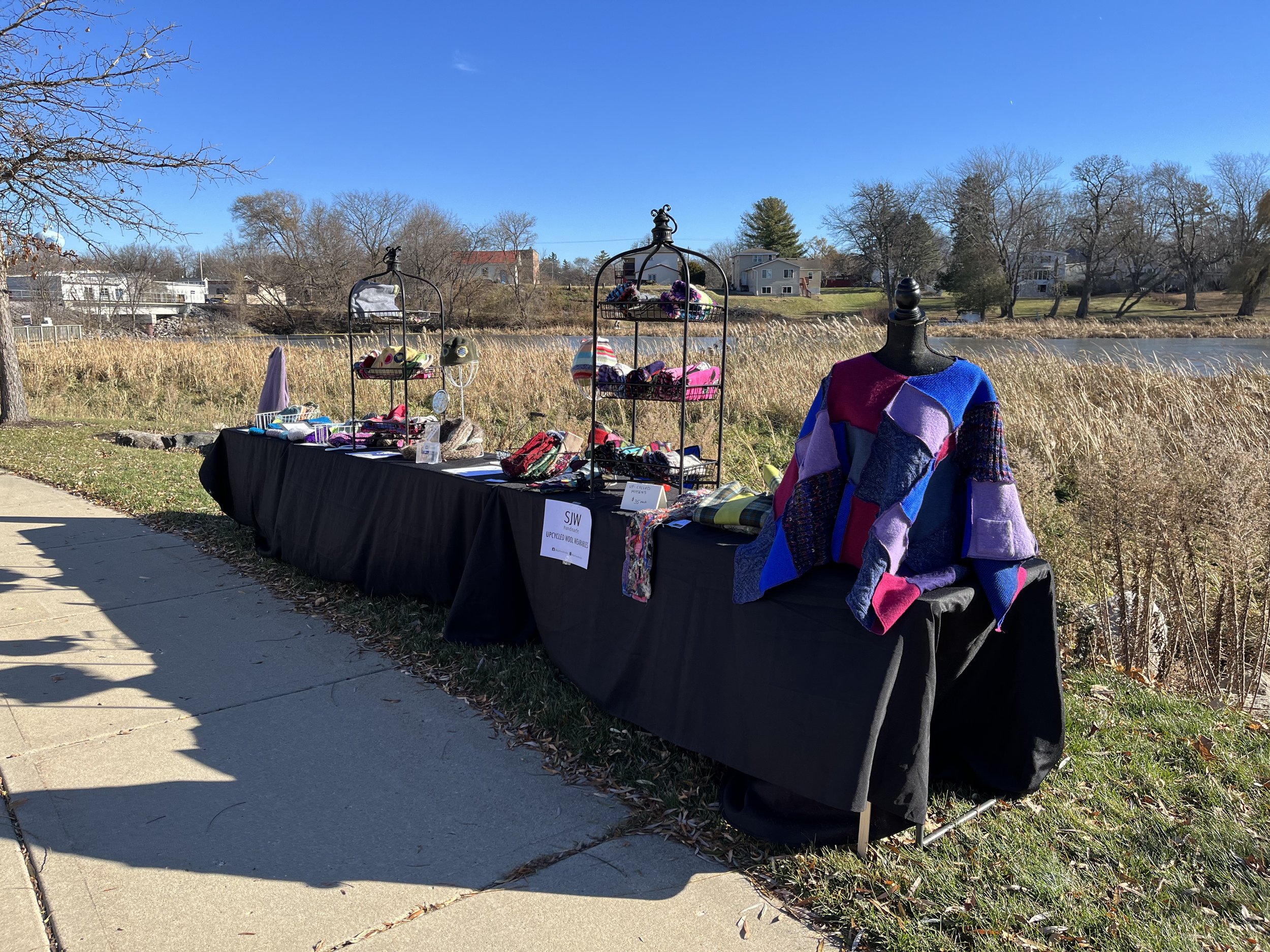 Whitewater Shop Small Holiday Market