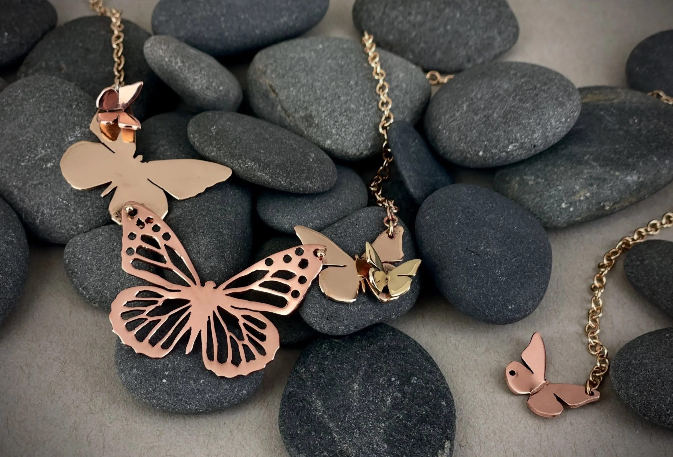 Angie Szabo |  @ahszabodesigns