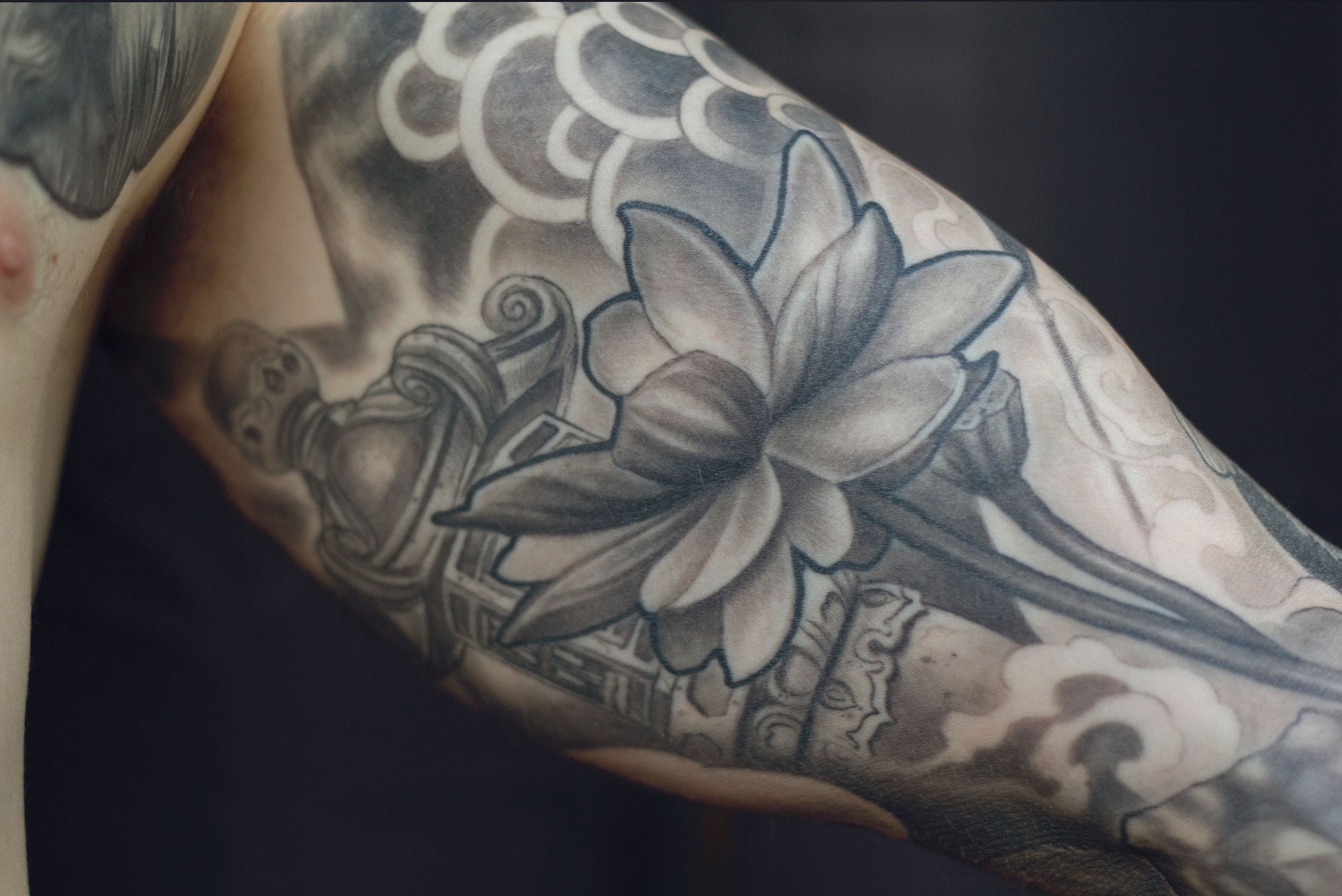 22.5 cheko-lotus-inner-sleeve-tattoo.jpg