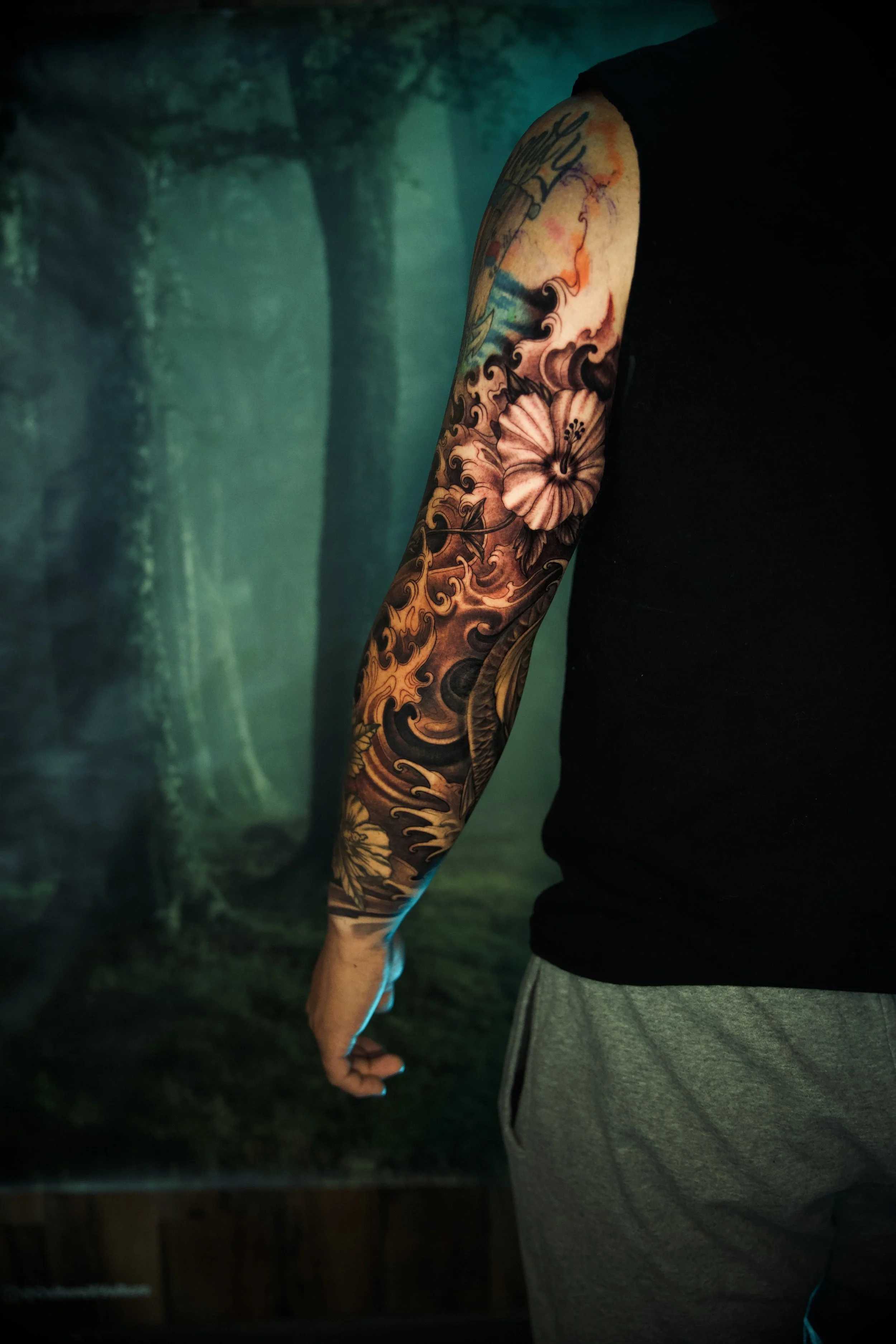 koi sleeve back .jpg