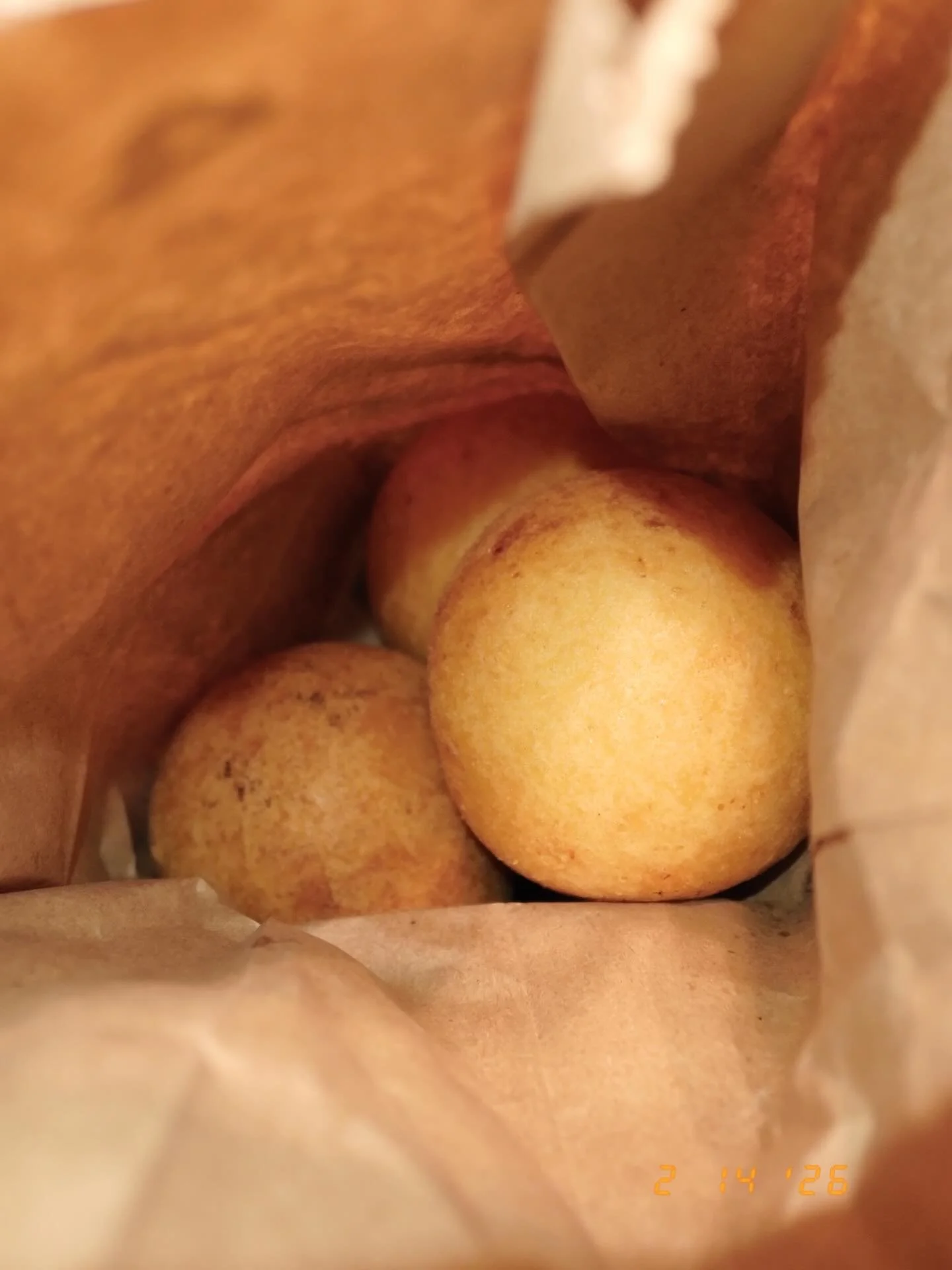 BU&Ntilde;UELOS, February 2026 | Houston, Texas

📸: @dallanacamargo 

#photooftheday #bu&ntilde;uelo #colombia #photography #fujifilmxhalf