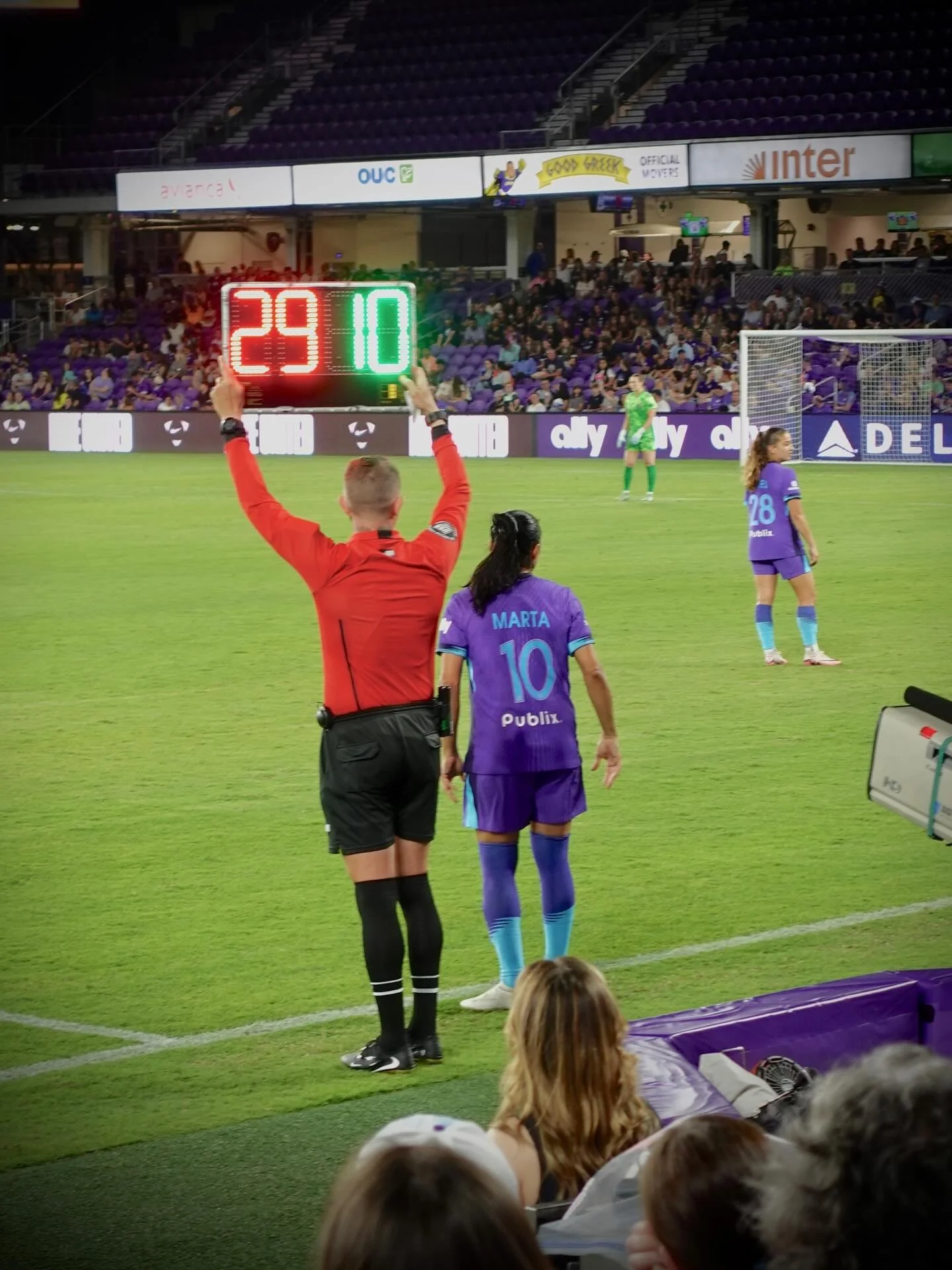 MARTA, April 2026 | Orlando, Florida

📸: @dallanacamargo 

#orlandopride #marta #photooftheday #sonyzv1 #photography