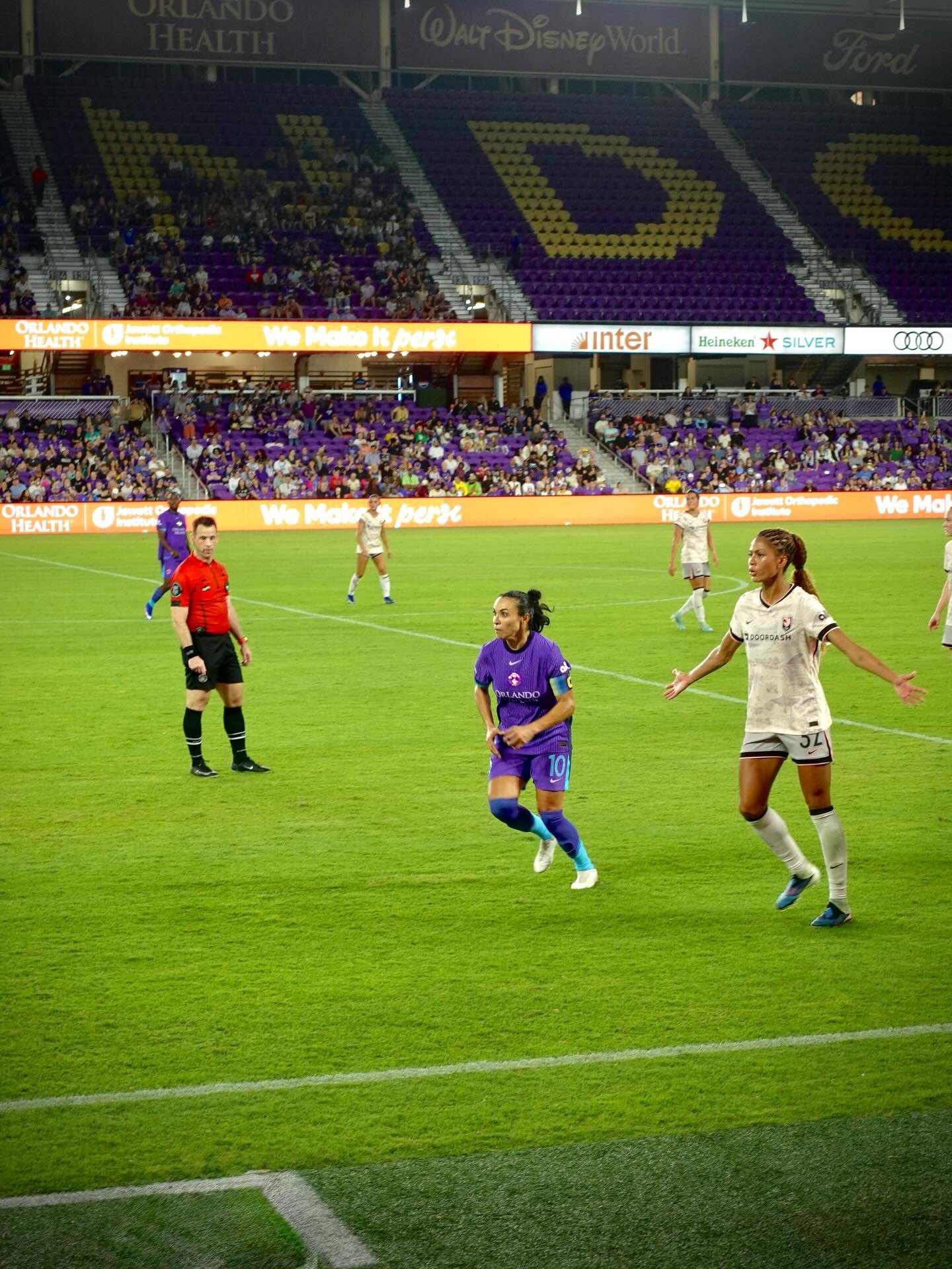 GOAT, April 2026 | Orlando, Florida

📸: @dallanacamargo 

#martavieiradasilva #orlandopride #photooftheday #photography #sonyzv1