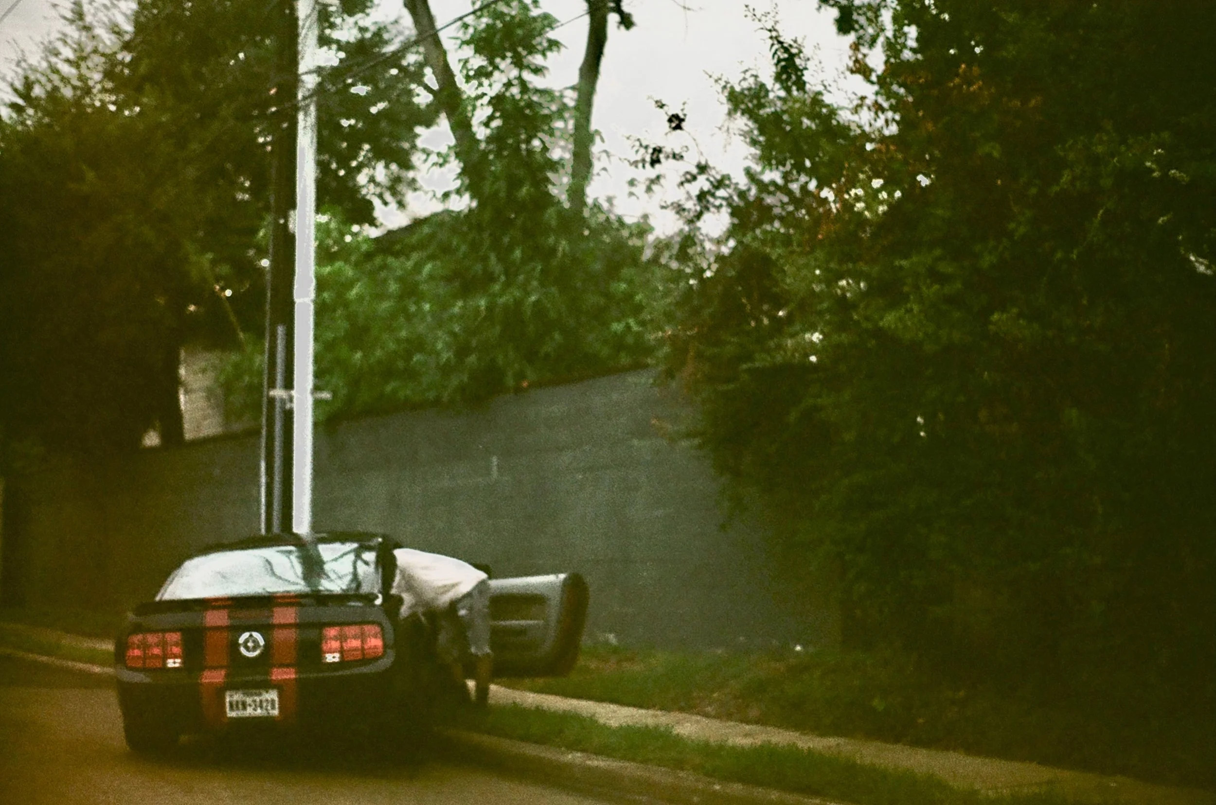 CAR CRASH ON FILM, 2026 | Houston, Texas

📸: @dallanacamargo 

#houston #photooftheday #minoltax570 #streetphotography