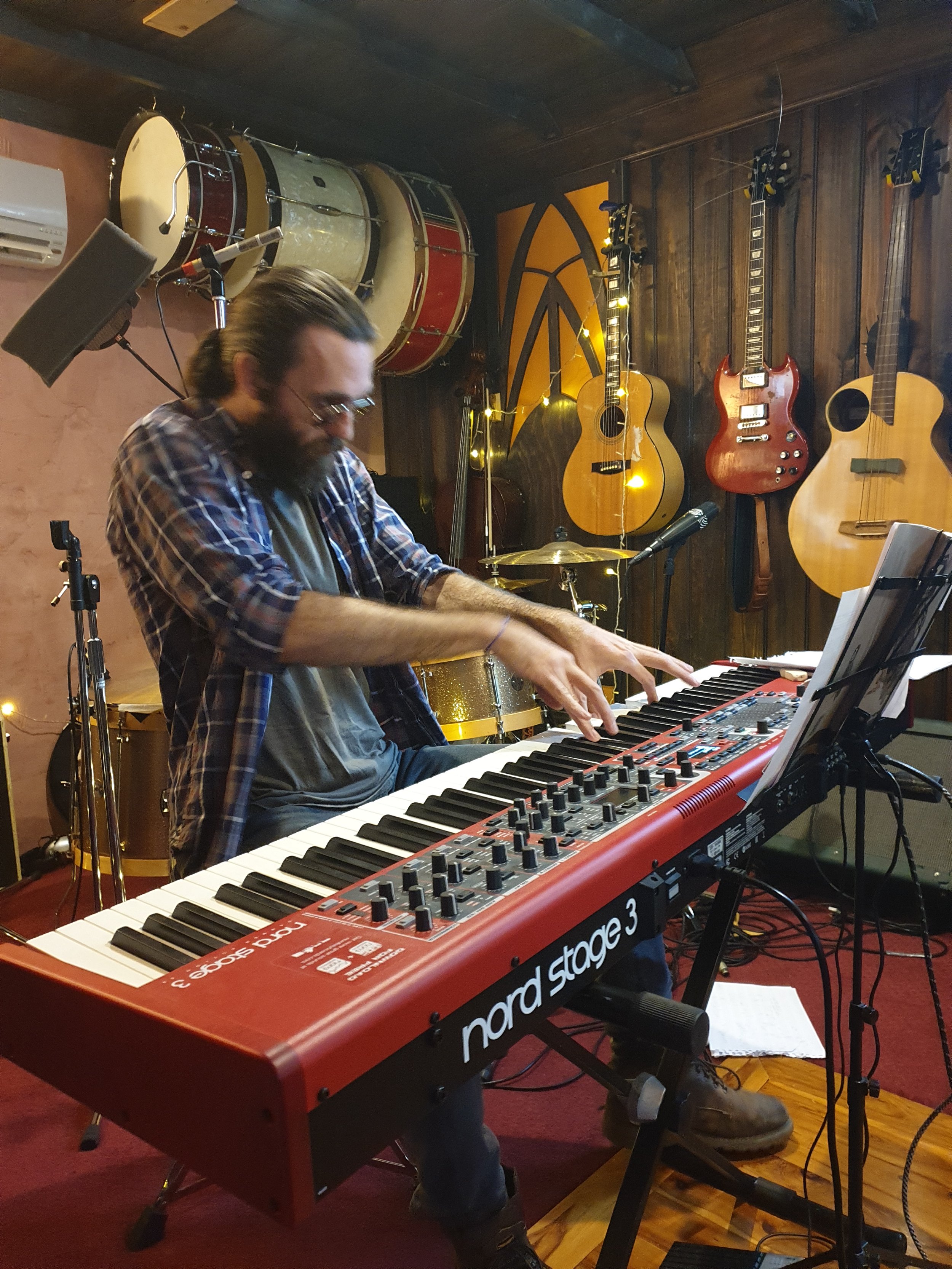 Arthur Bowcher - Keyboards
