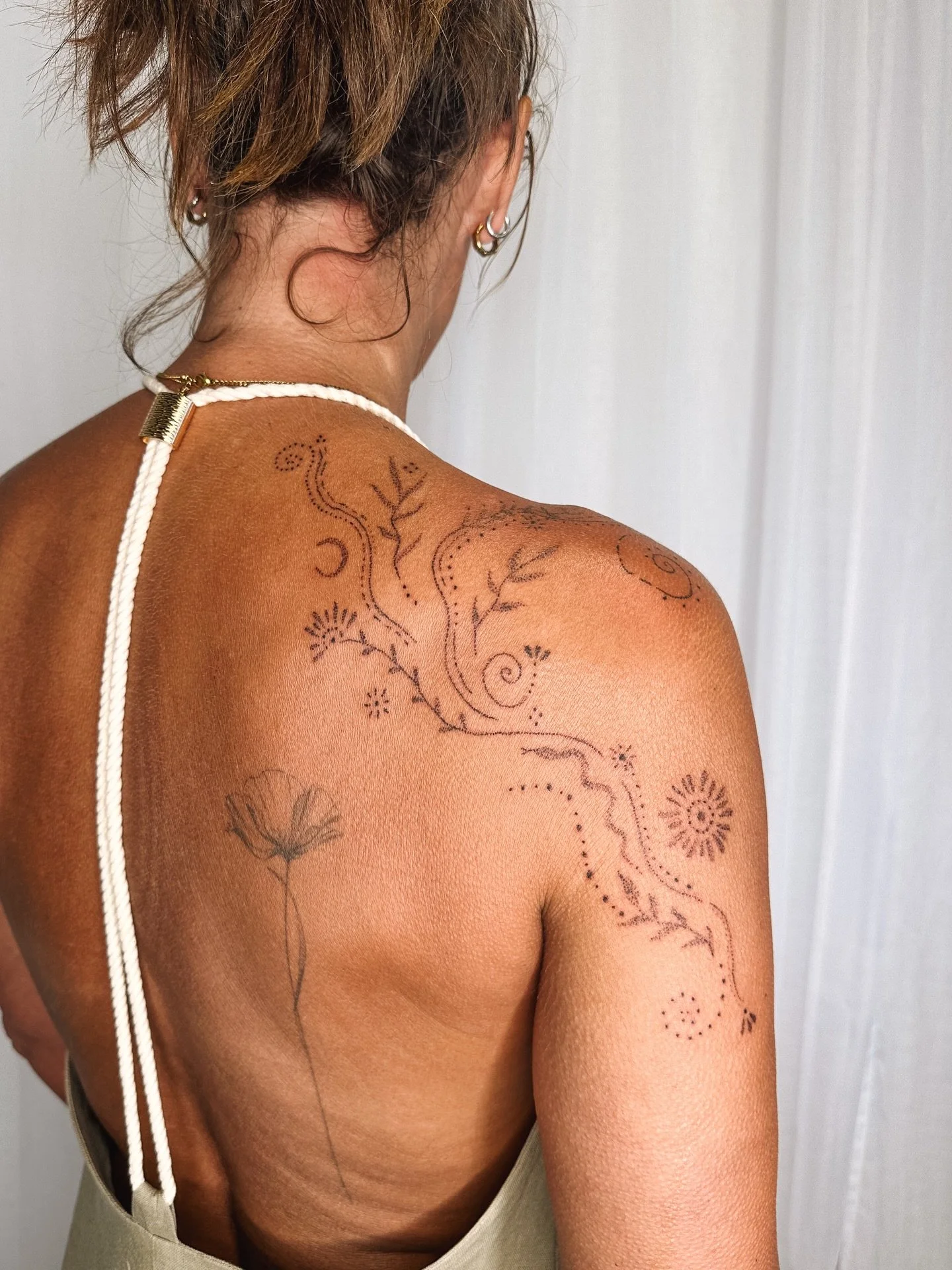 Life in flow&hellip; 🌀✨
Thank you, Katy, for the honour of holding space for this intentional marking. A reminder of the intrinsic energy that weaves us all together &mdash; the flow between universe, earth, ocean, and the human experience. The rhyt