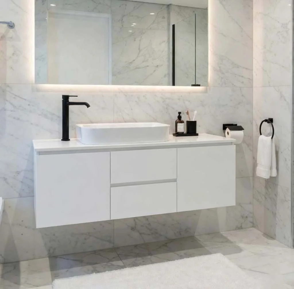 Hanna White 1500.png