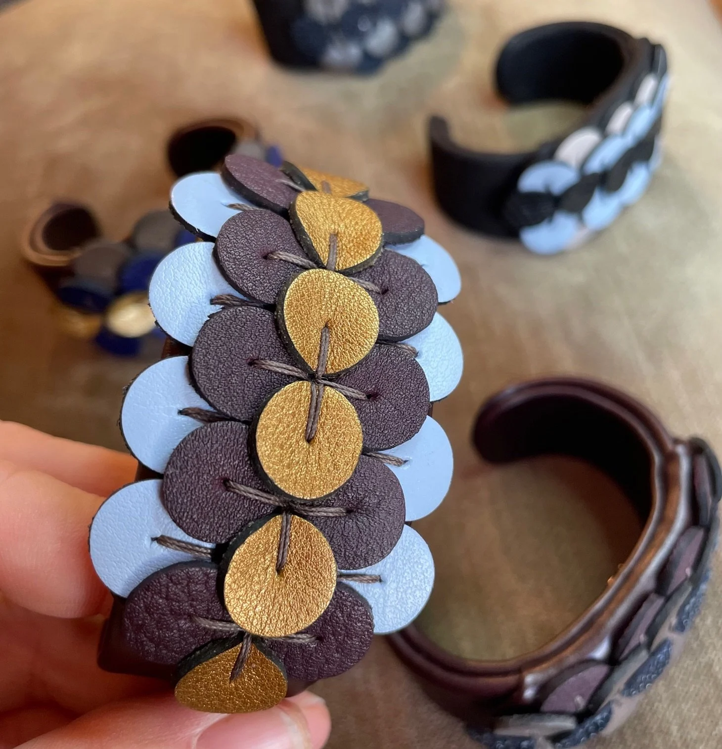 bracelet klein et gold 02.jpg