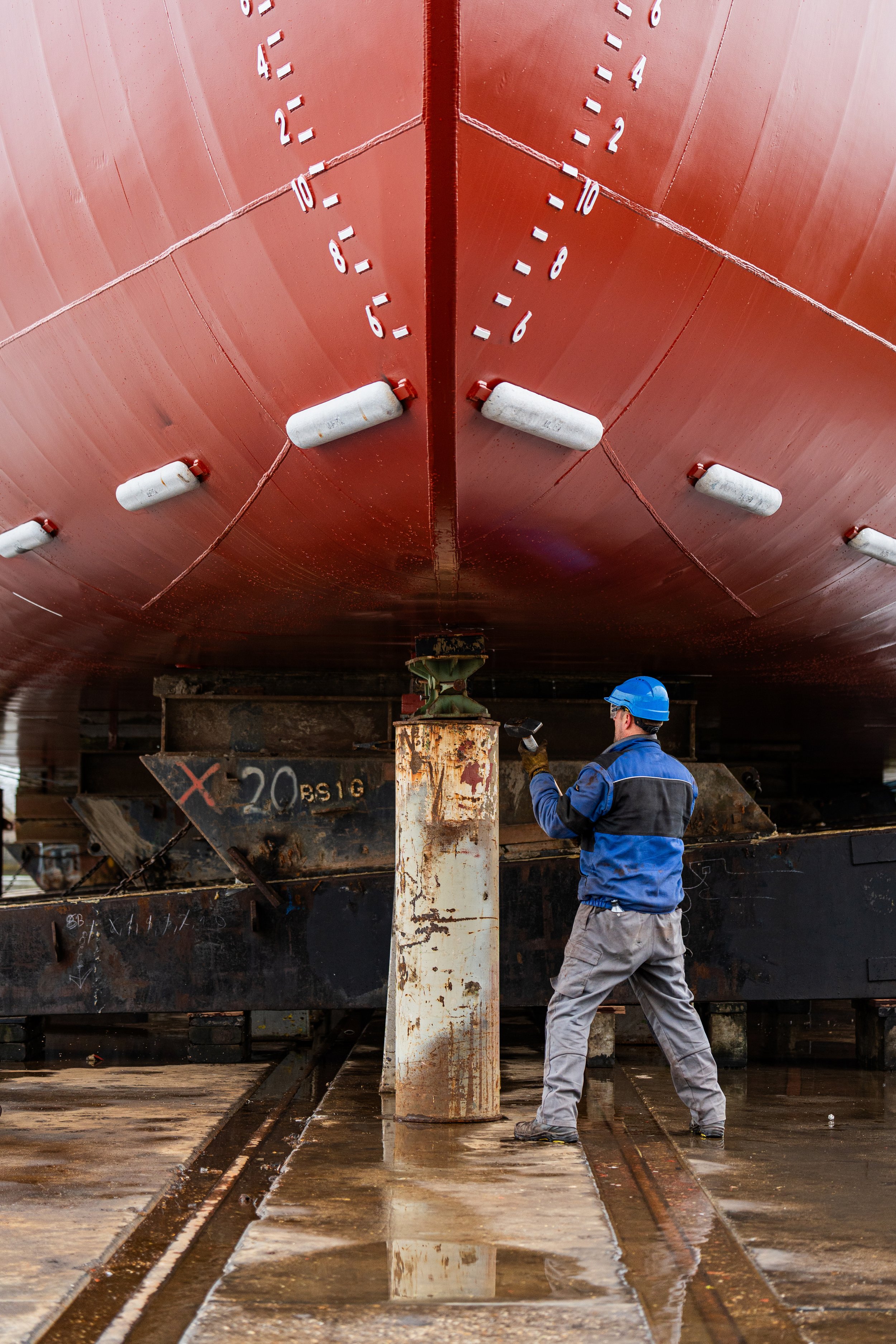 Royal T Shipyard - Greta C-36.jpg