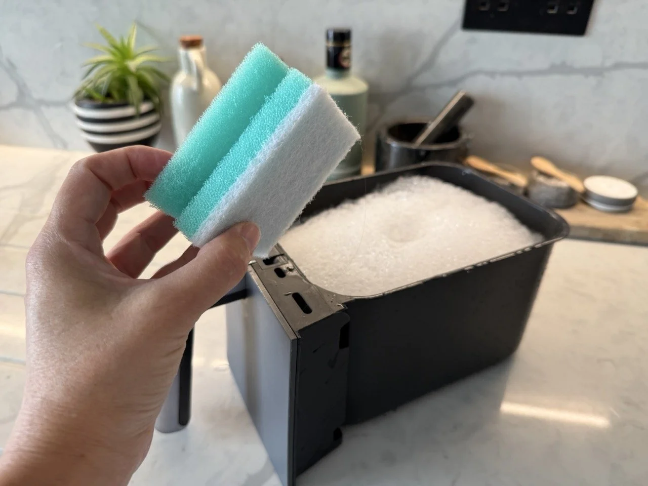 How to Clean an Air Fryer Properly 🧼