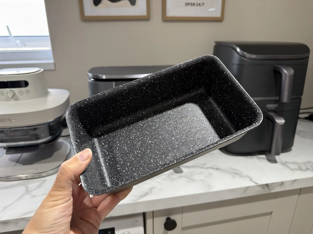 Can You Use Metal Tins in an Air Fryer?