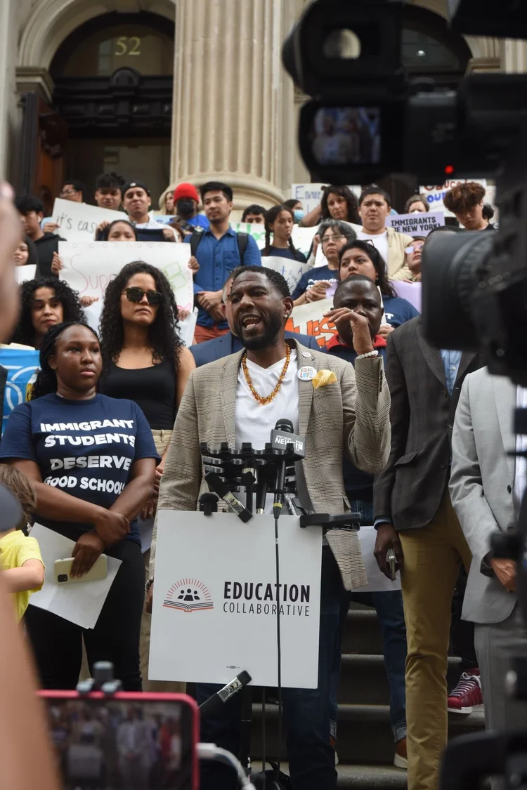 MCN advocacy — speaking with elected officials