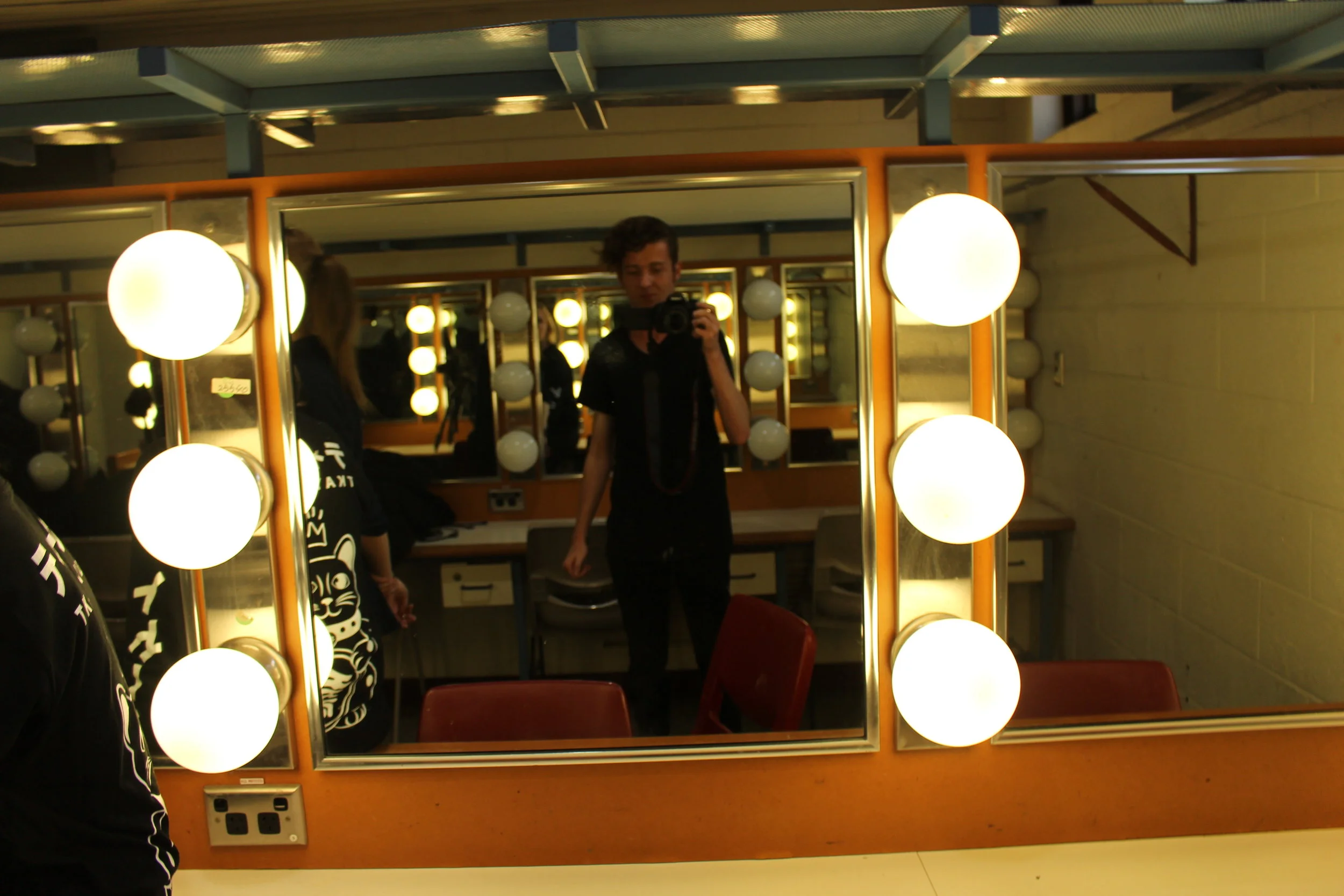  Jesse Newell (On-set Photographer) takes a sneaky photo of the mirror     