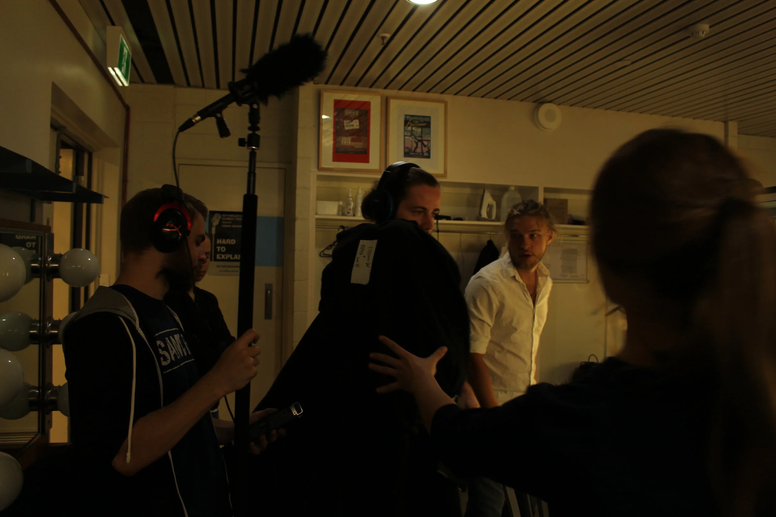  Zeke Morgan-Hind helps prepare the set (2)     