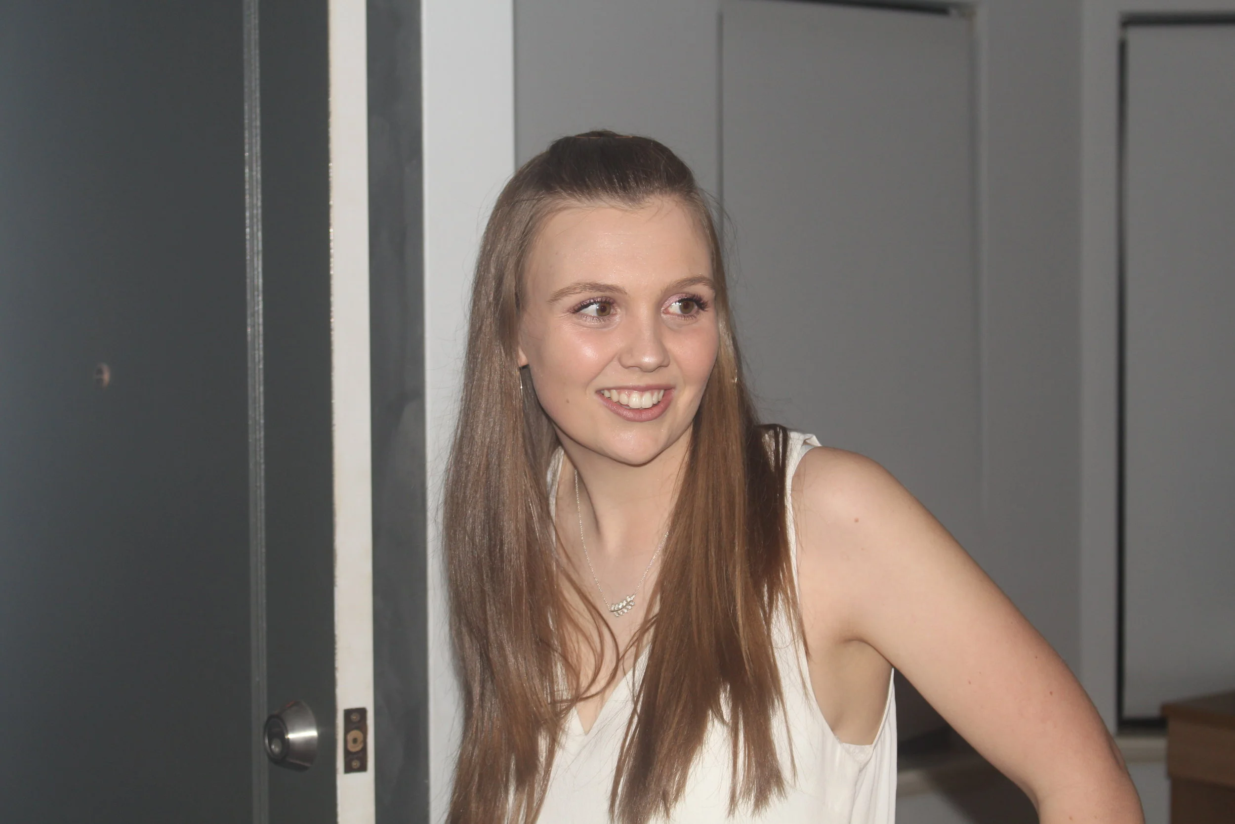  dis connected Production Day 8 - Monique Brocklehurst (Alice) is looking fab’ in her date outfit. 