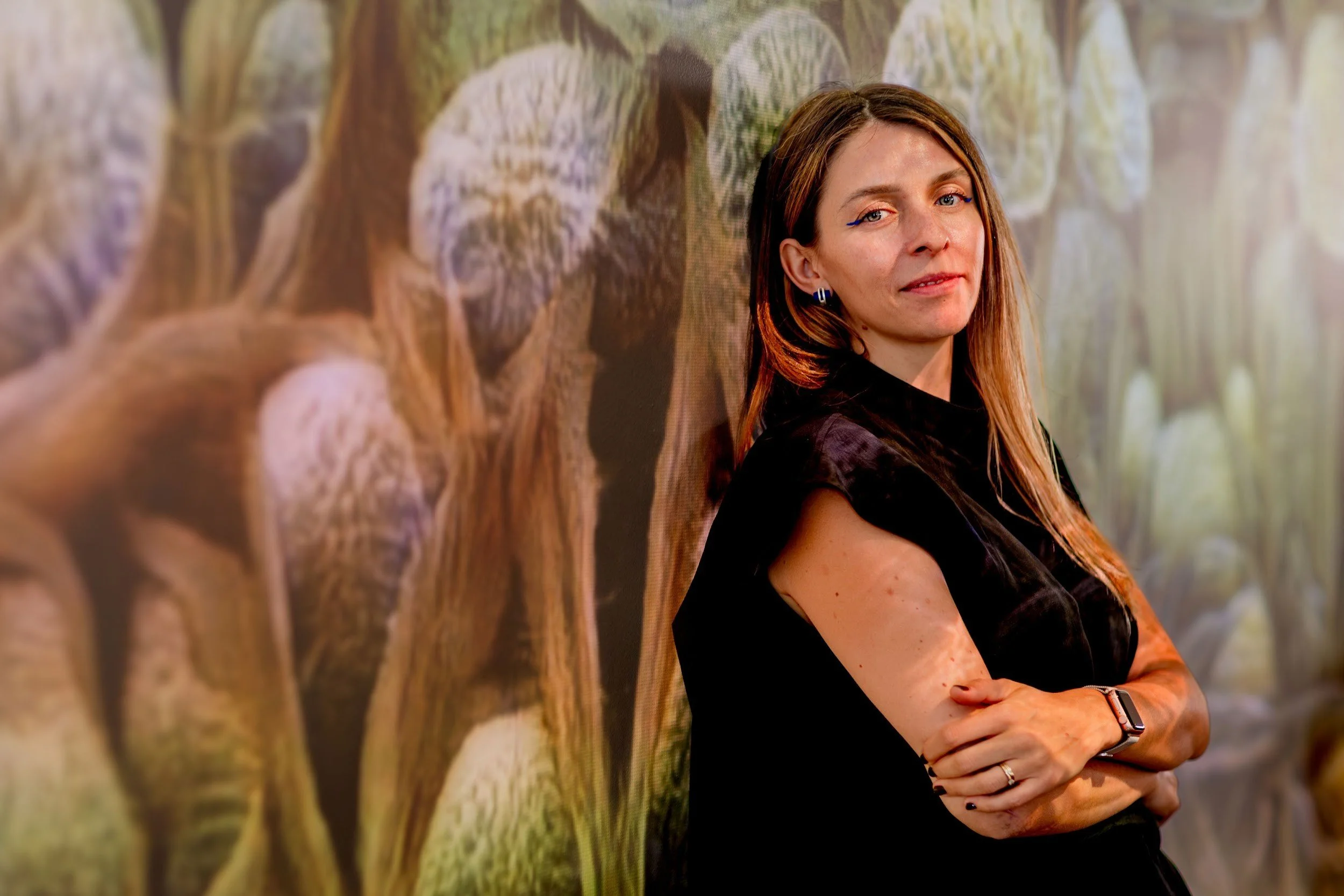 Portrait of Ivona TauPortrait of Efdot in his studio