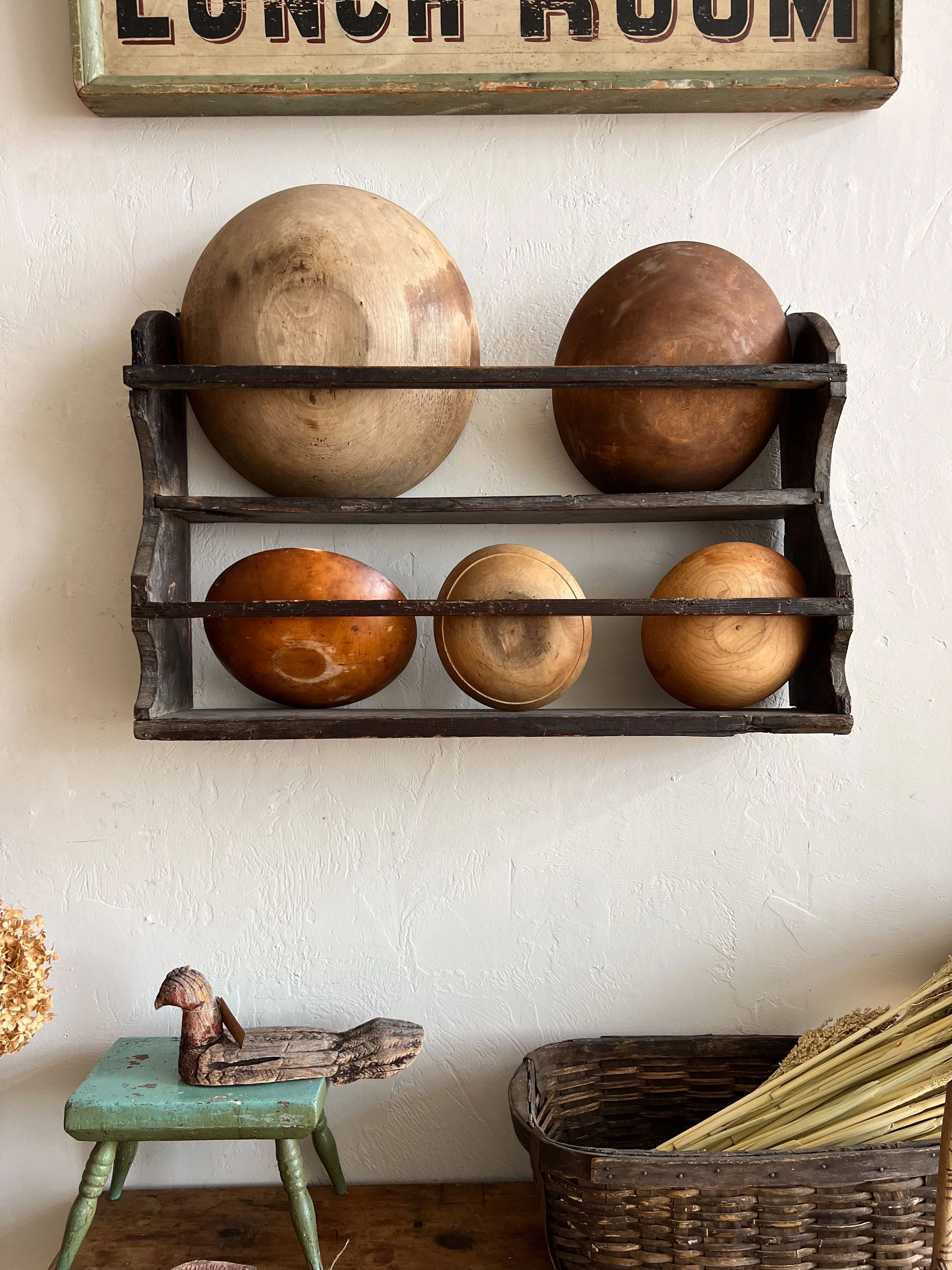 Antique Black Bowl Rack