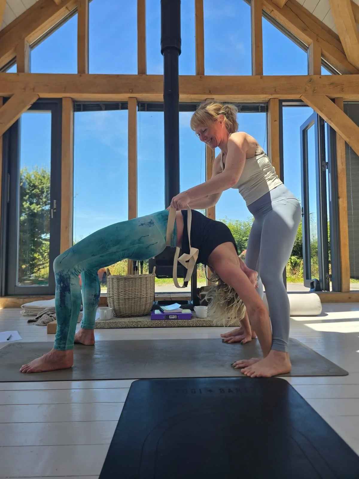 3rd weekend of my 300hr Yoga Training, and what a weekend. Facing my nemesis: backbends. 

Backbends have a reputation in yoga for being one of the more emotionally loaded shapes&hellip;

❤️ Heart-opening/vulnerability, you&rsquo;re exposing the fron